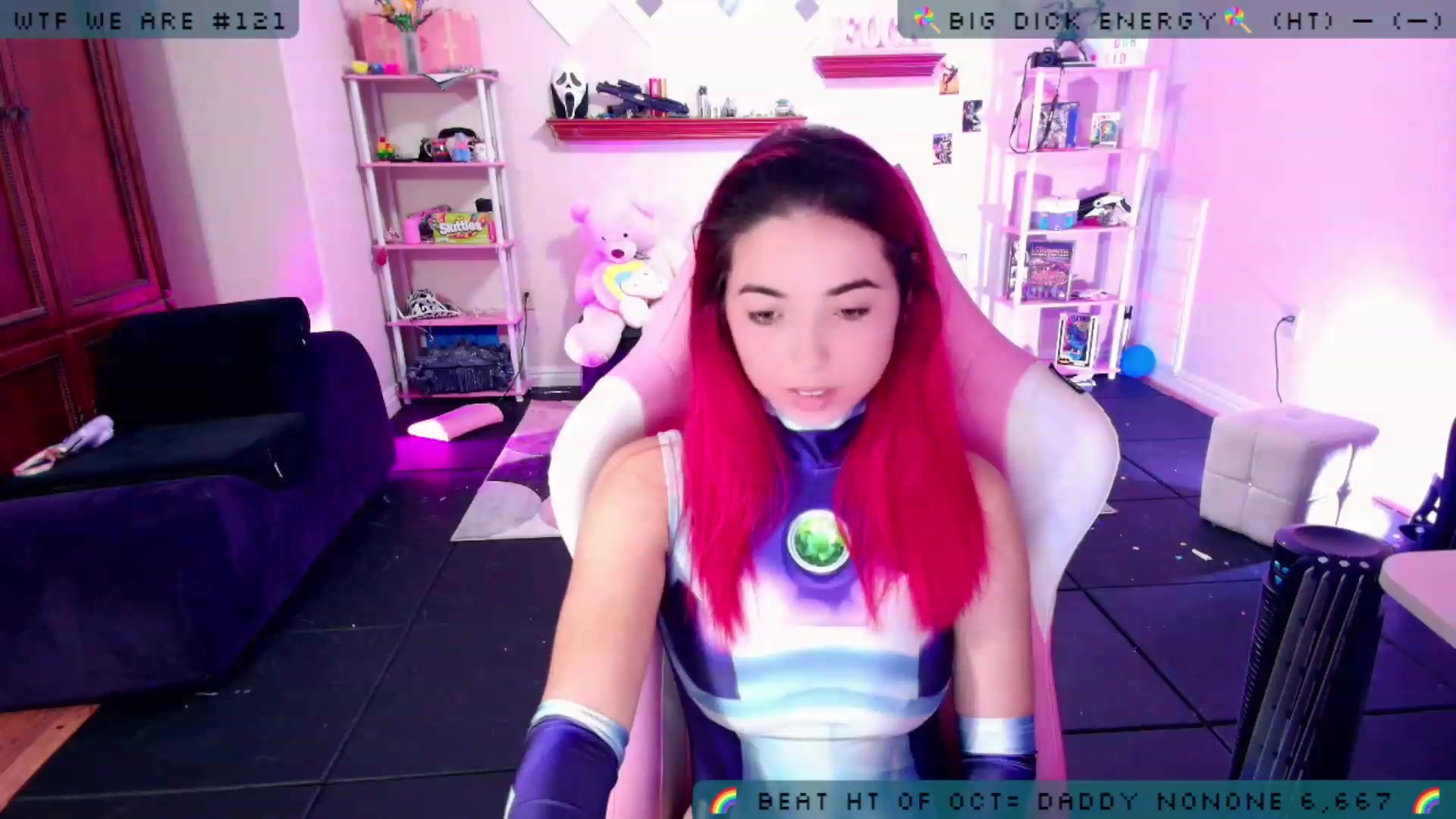 Gallery image thumbnail from JessWhitmore's myfreecams stream on, 10/17/2023, 04:36 image 5 of 20