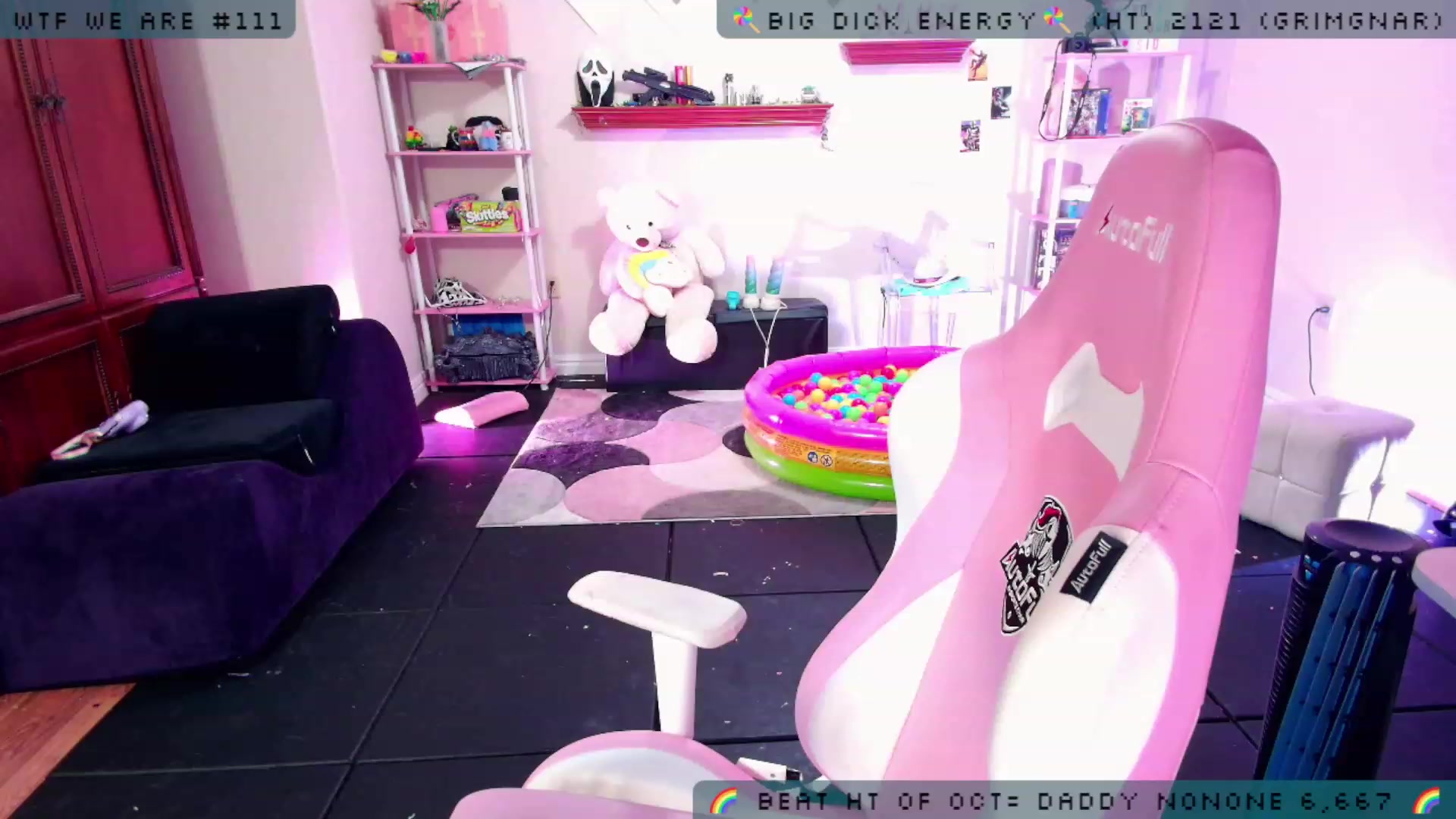 Gallery image thumbnail from JessWhitmore's myfreecams stream on, 10/17/2023, 06:58 image 12 of 20