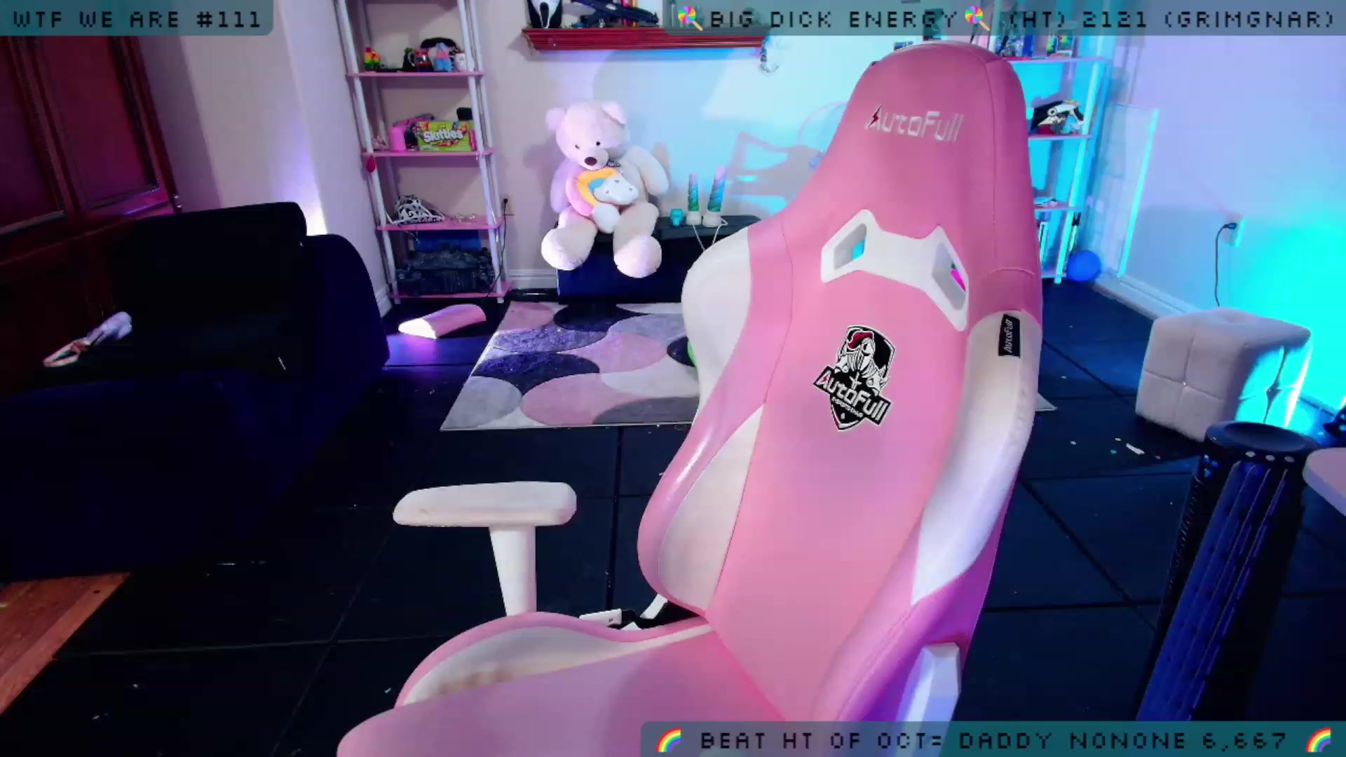 Gallery image thumbnail from JessWhitmore's myfreecams stream on, 10/17/2023, 06:58 image 1 of 20