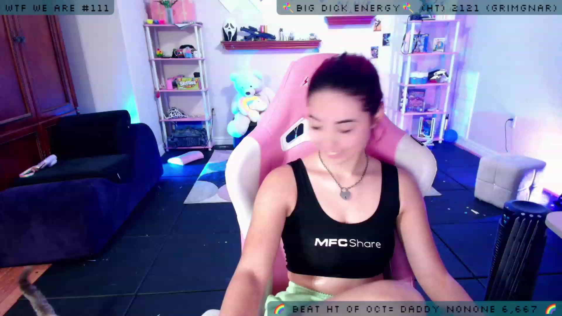 Gallery image thumbnail from JessWhitmore's myfreecams stream on, 10/17/2023, 06:58 image 15 of 20