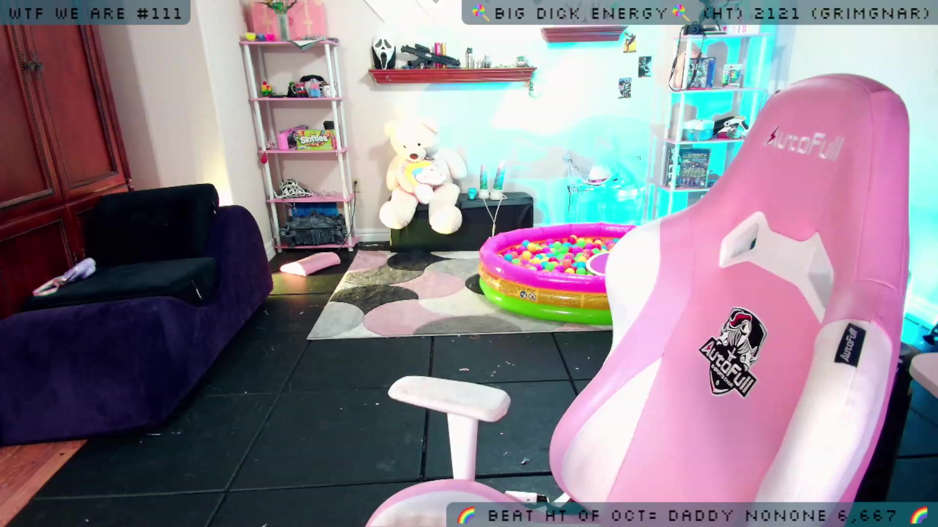 Gallery image thumbnail from JessWhitmore's myfreecams stream on, 10/17/2023, 06:58 image 17 of 20