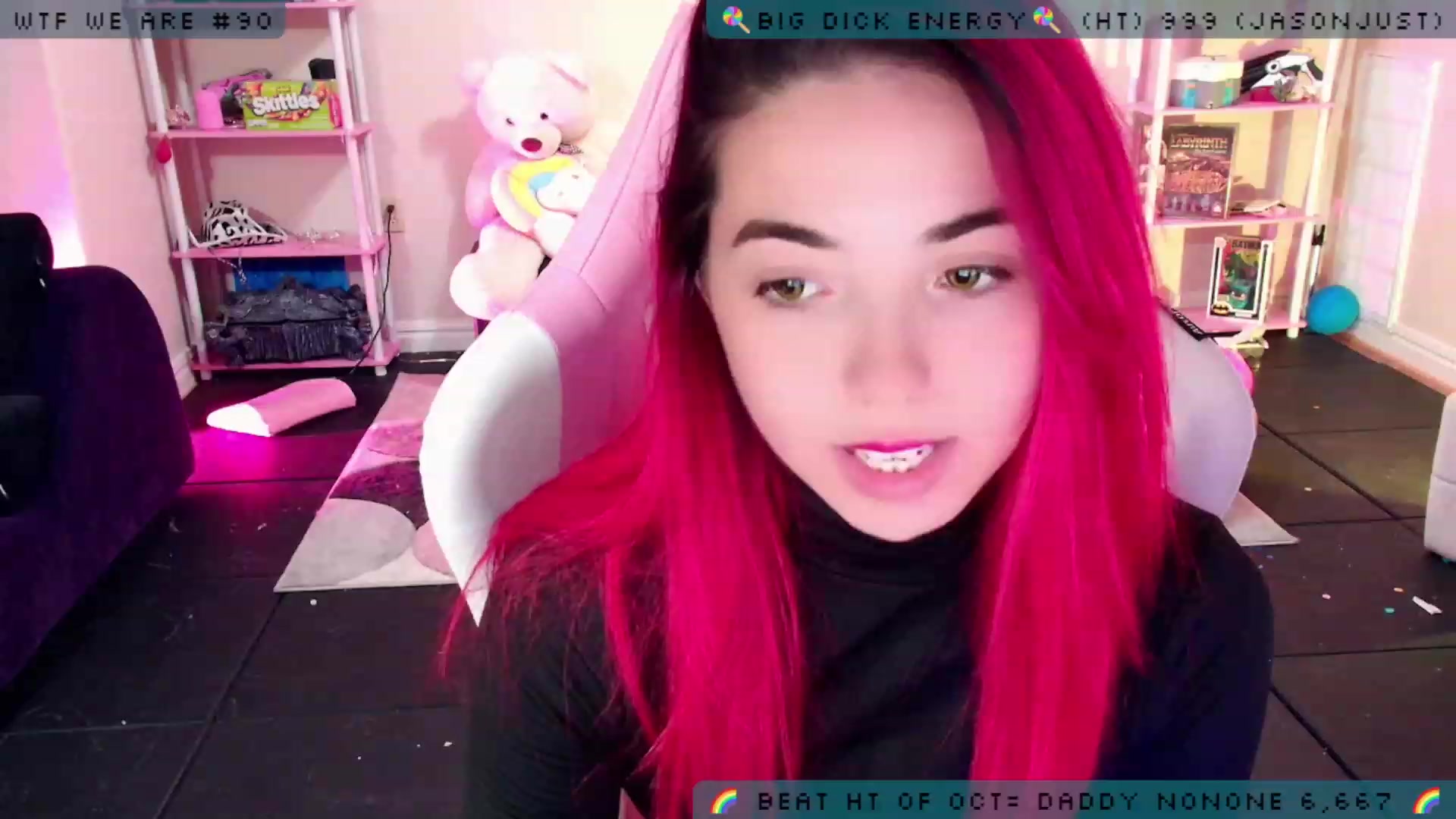 Gallery image thumbnail from JessWhitmore's myfreecams stream on, 10/18/2023, 06:30 image 10 of 20
