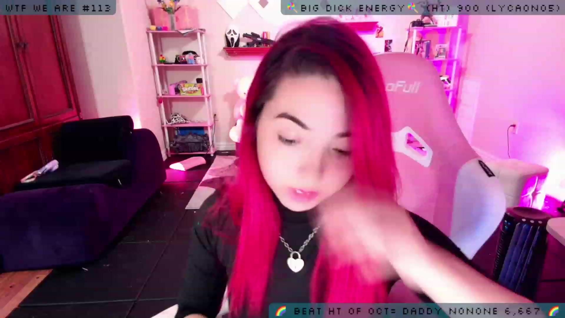 Gallery image thumbnail from JessWhitmore's myfreecams stream on, 10/18/2023, 06:30 image 2 of 20