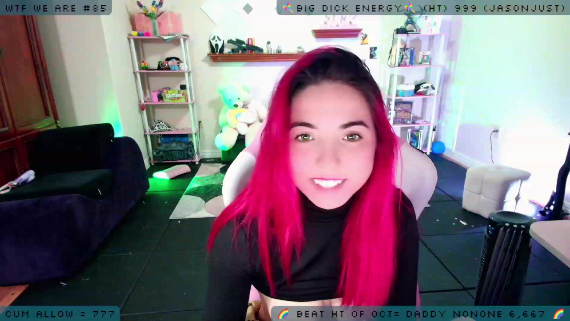 Gallery image thumbnail from JessWhitmore's myfreecams stream on, 10/18/2023, 06:30 image 12 of 20