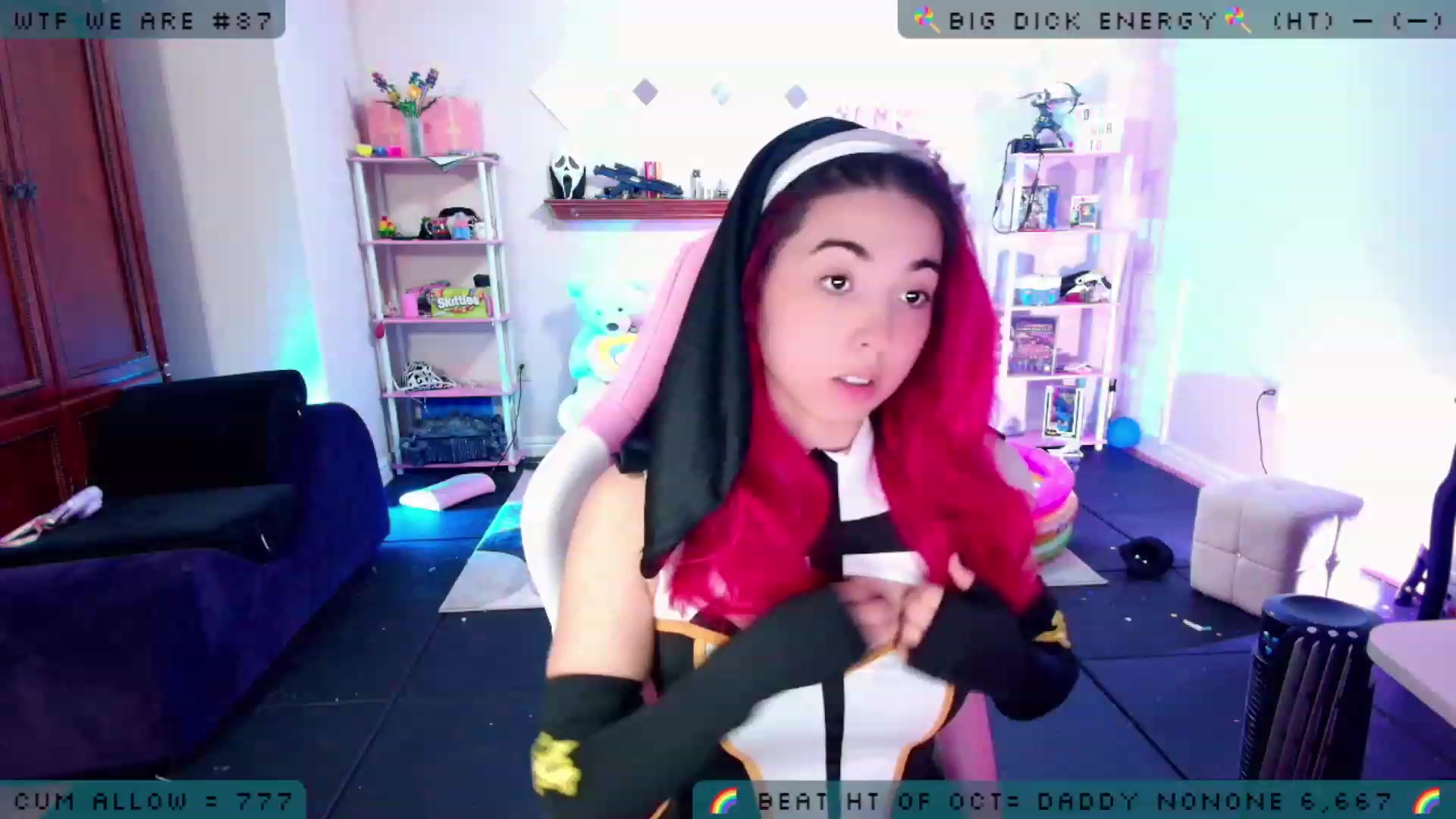 Gallery image thumbnail from JessWhitmore's myfreecams stream on, 10/19/2023, 04:38 image 1 of 20