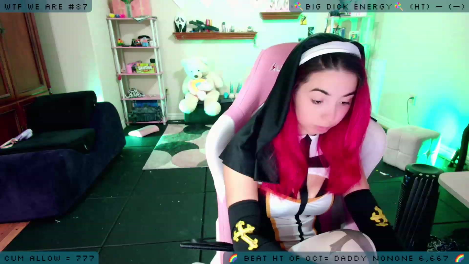 Gallery image thumbnail from JessWhitmore's myfreecams stream on, 10/19/2023, 04:38 image 4 of 20