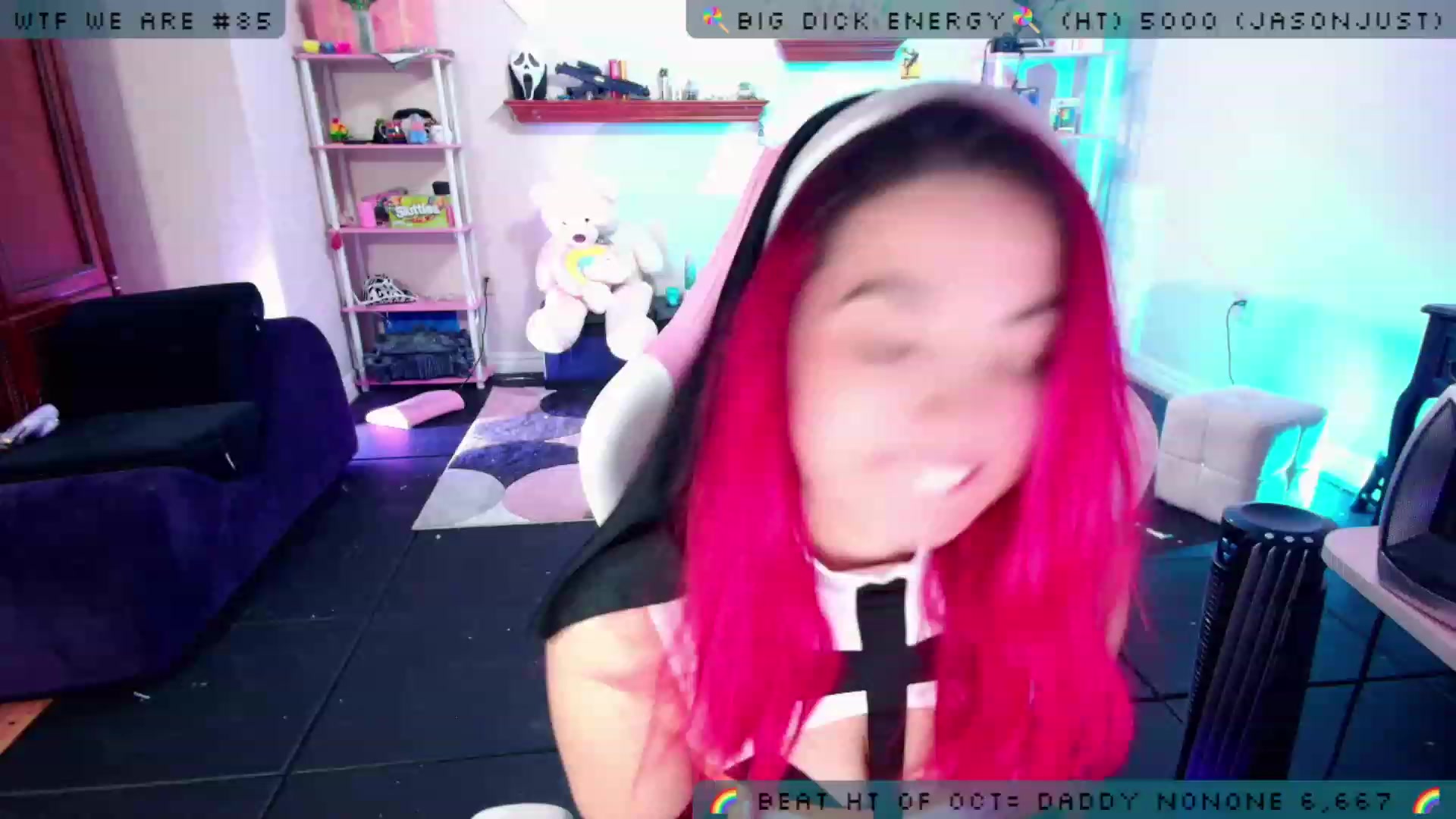 Gallery image thumbnail from JessWhitmore's myfreecams stream on, 10/19/2023, 04:38 image 16 of 20