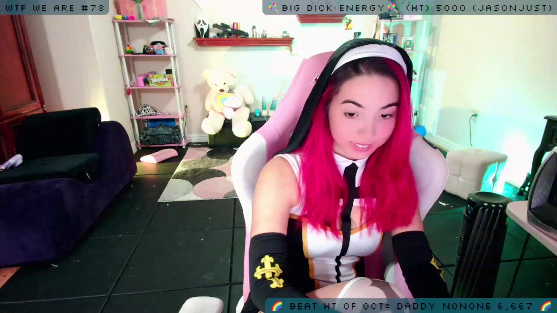 Gallery image thumbnail from JessWhitmore's myfreecams stream on, 10/19/2023, 04:38 image 19 of 20