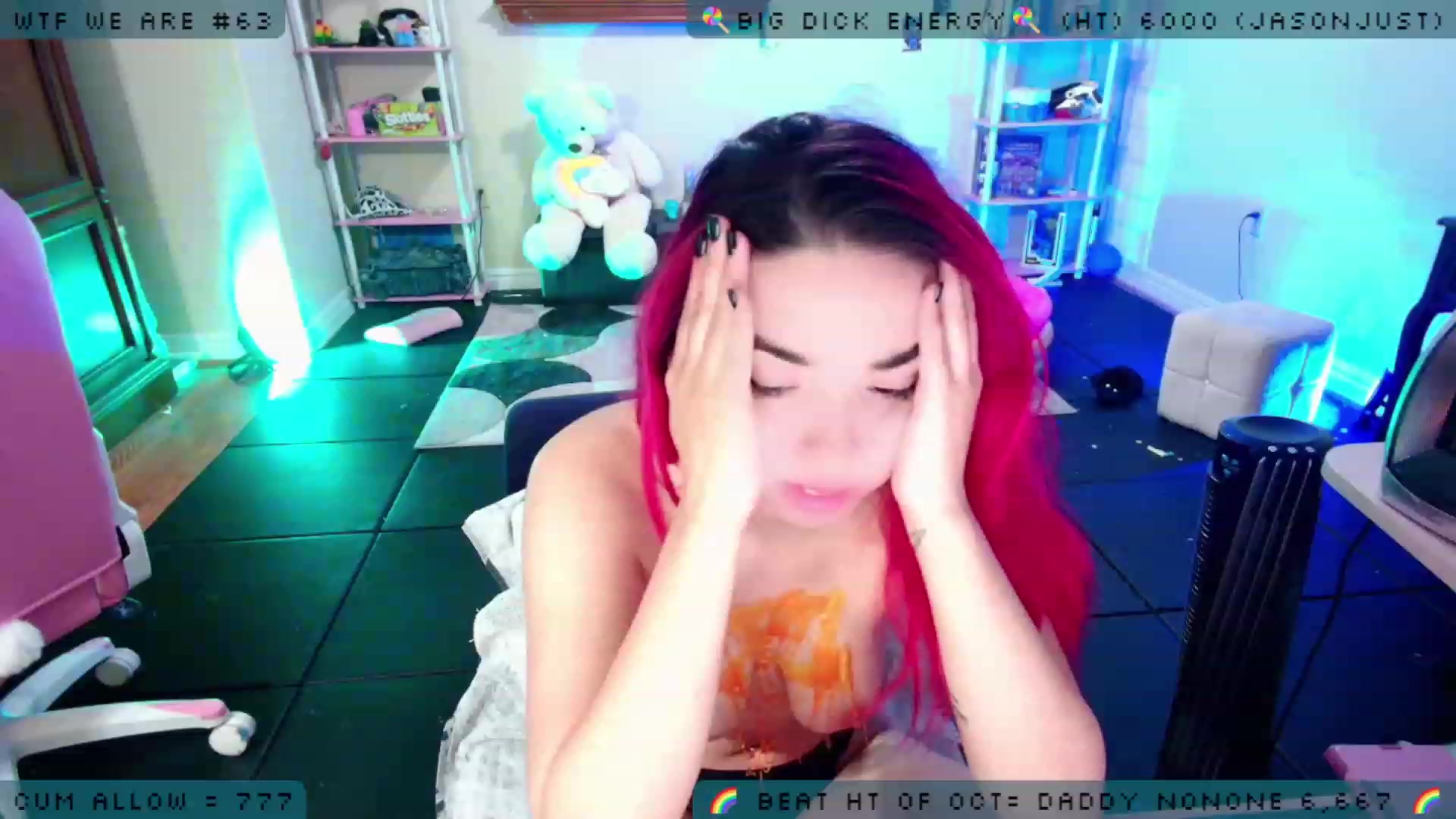 Gallery image thumbnail from JessWhitmore's myfreecams stream on, 10/19/2023, 07:08 image 18 of 20
