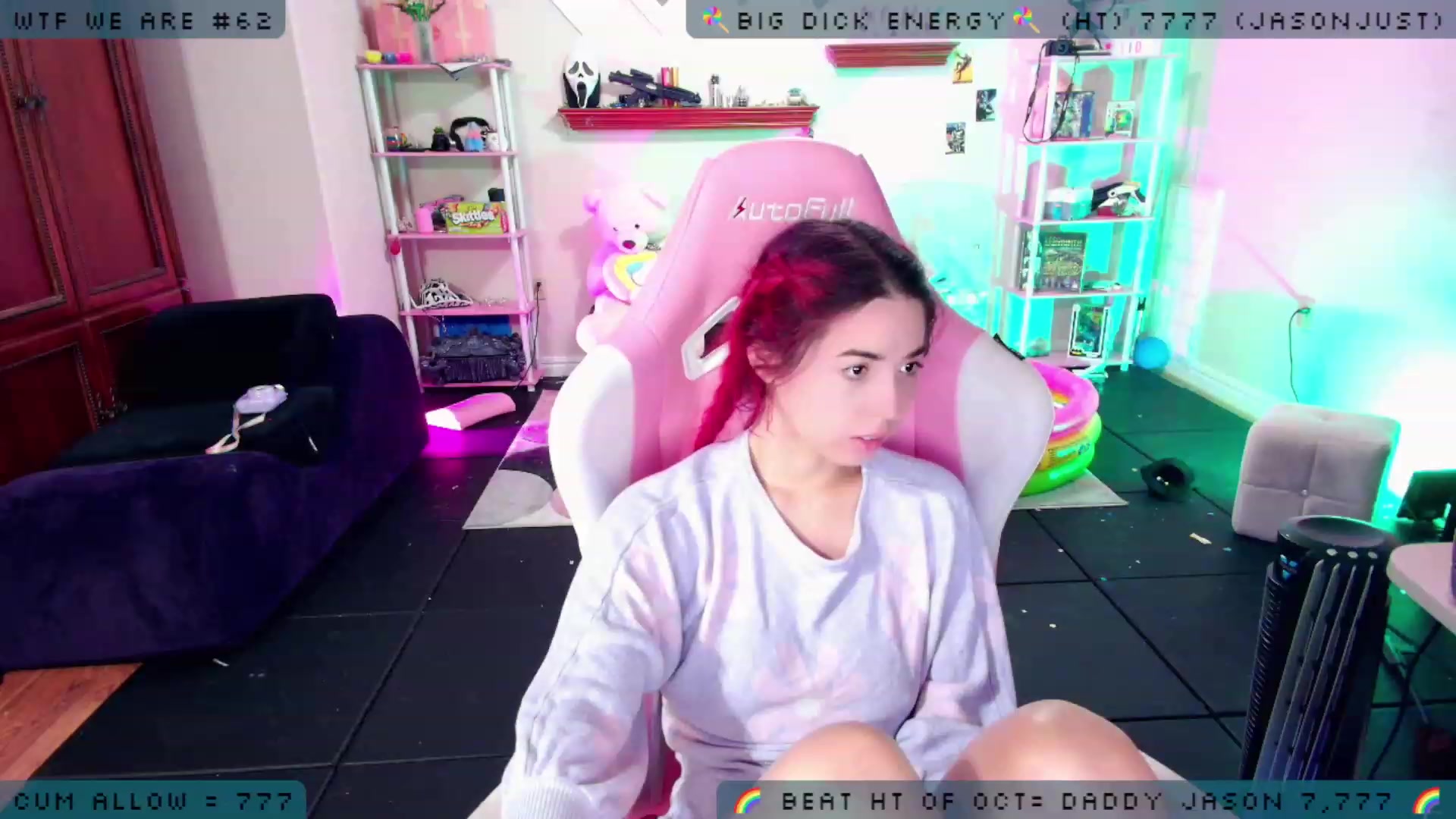 Gallery image thumbnail from JessWhitmore's myfreecams stream on, 10/20/2023, 08:31 image 6 of 20