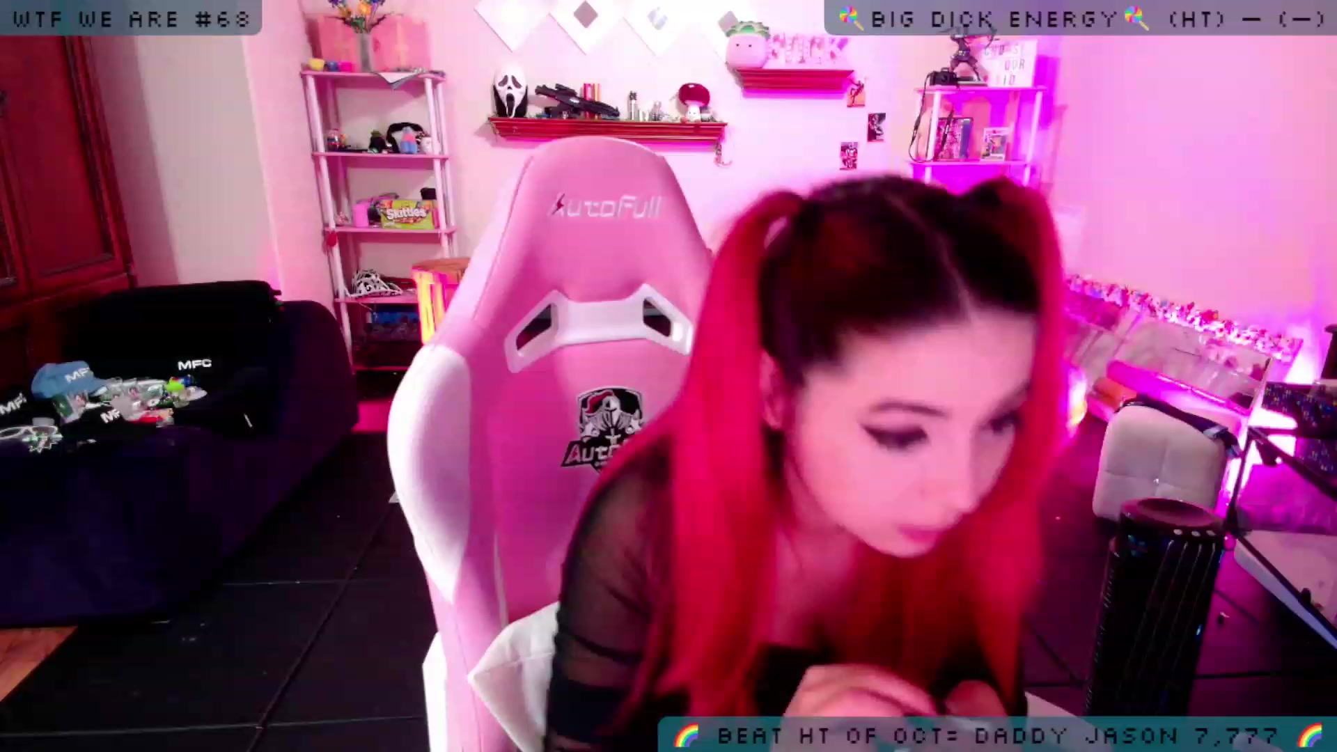 Gallery image thumbnail from JessWhitmore's myfreecams stream on, 10/25/2023, 06:10 image 1 of 20