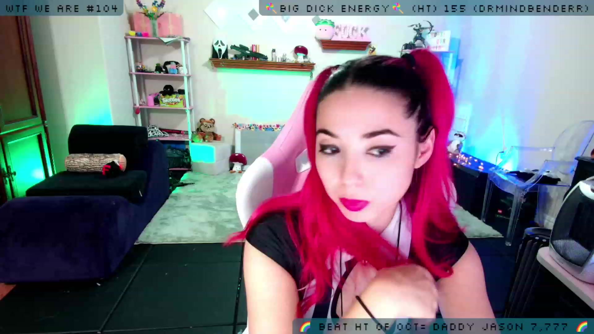 Gallery image thumbnail from JessWhitmore's myfreecams stream on, 10/30/2023, 04:35 image 3 of 20