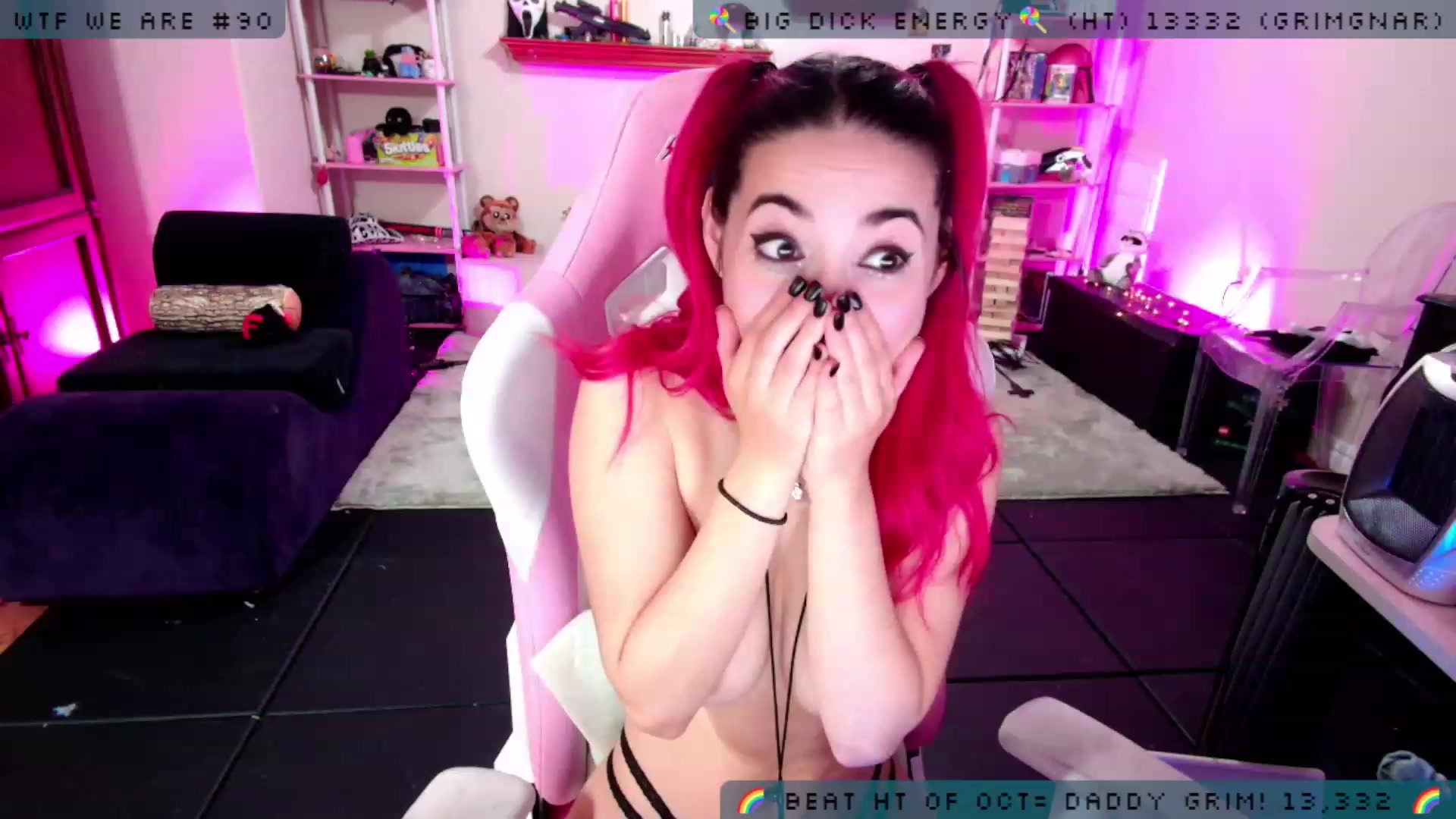 Gallery image thumbnail from JessWhitmore's myfreecams stream on, 10/30/2023, 04:35 image 15 of 20