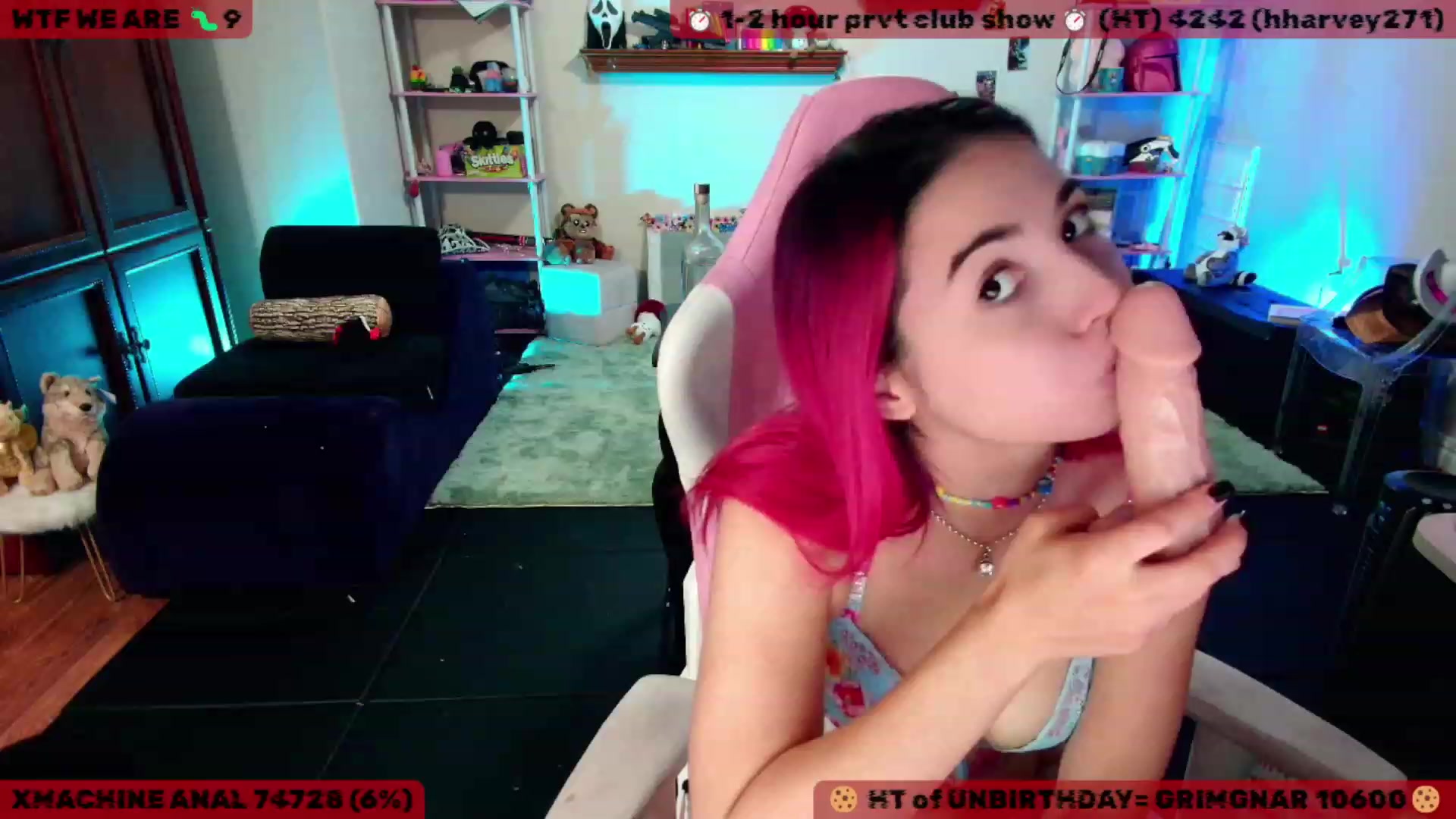 Gallery image thumbnail from JessWhitmore's myfreecams stream on, 11/03/2023, 05:46 image 10 of 20