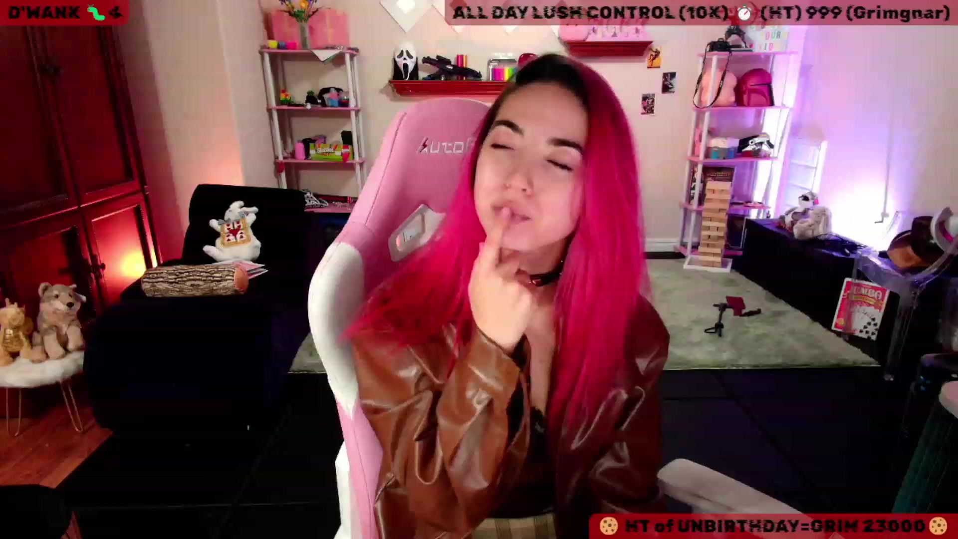 Gallery image thumbnail from JessWhitmore's myfreecams stream on, 11/10/2023, 04:55 image 4 of 20