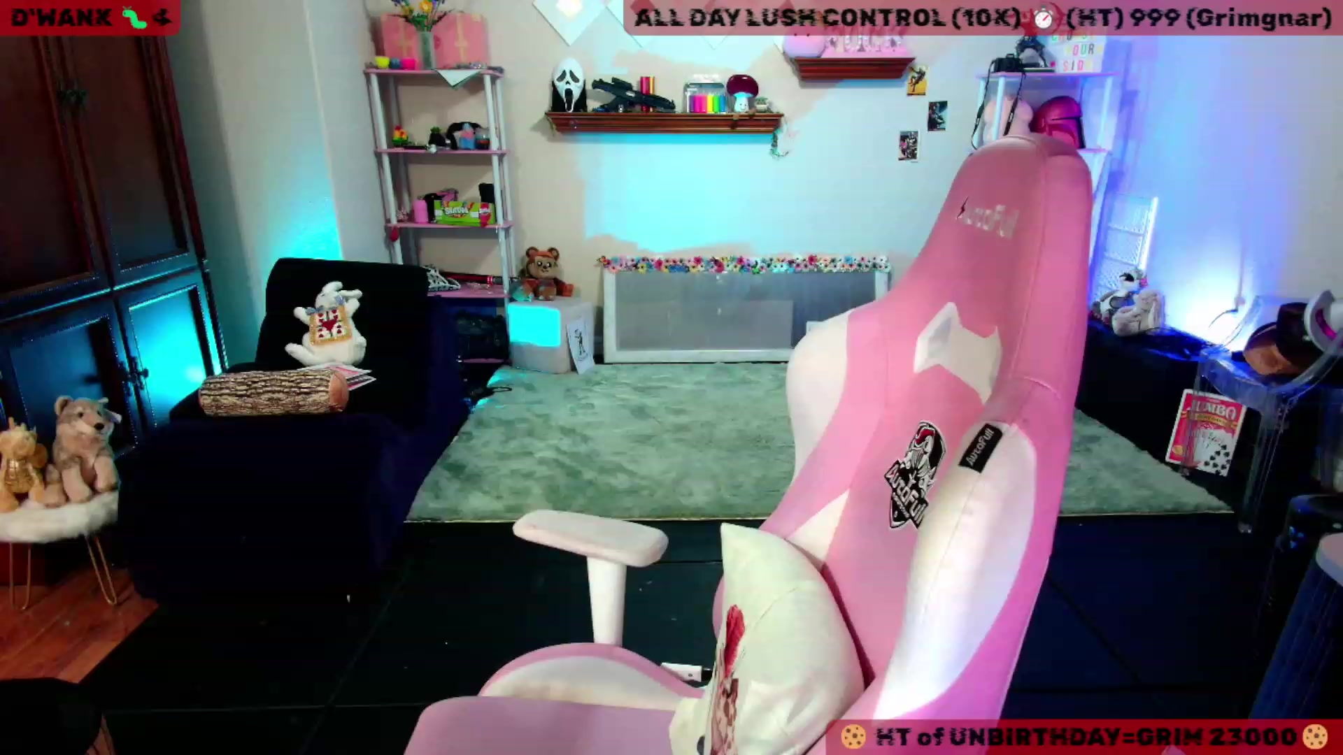 Gallery image thumbnail from JessWhitmore's myfreecams stream on, 11/10/2023, 04:55 image 5 of 20