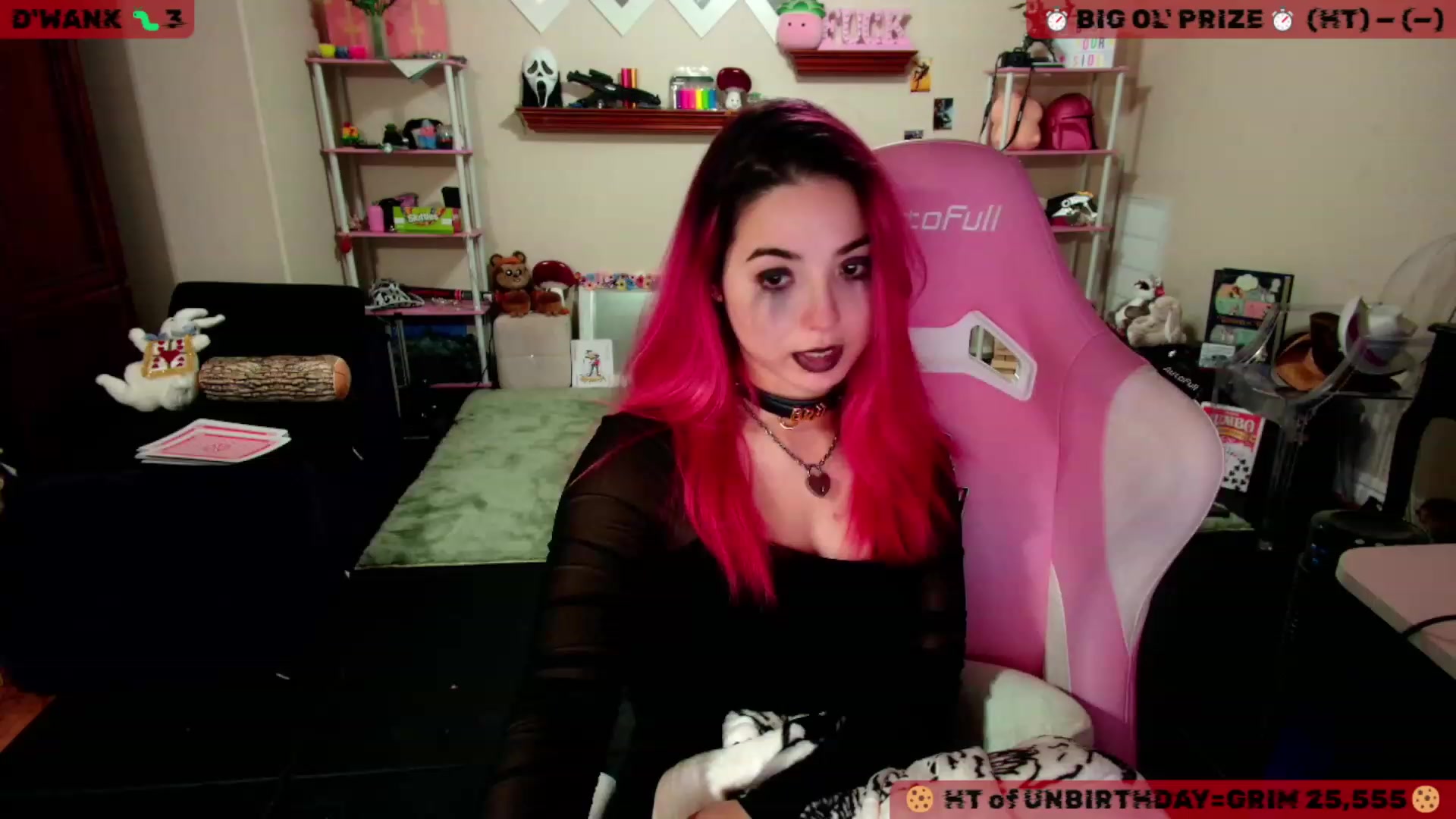 Gallery image thumbnail from JessWhitmore's myfreecams stream on, 11/13/2023, 07:43 image 1 of 20