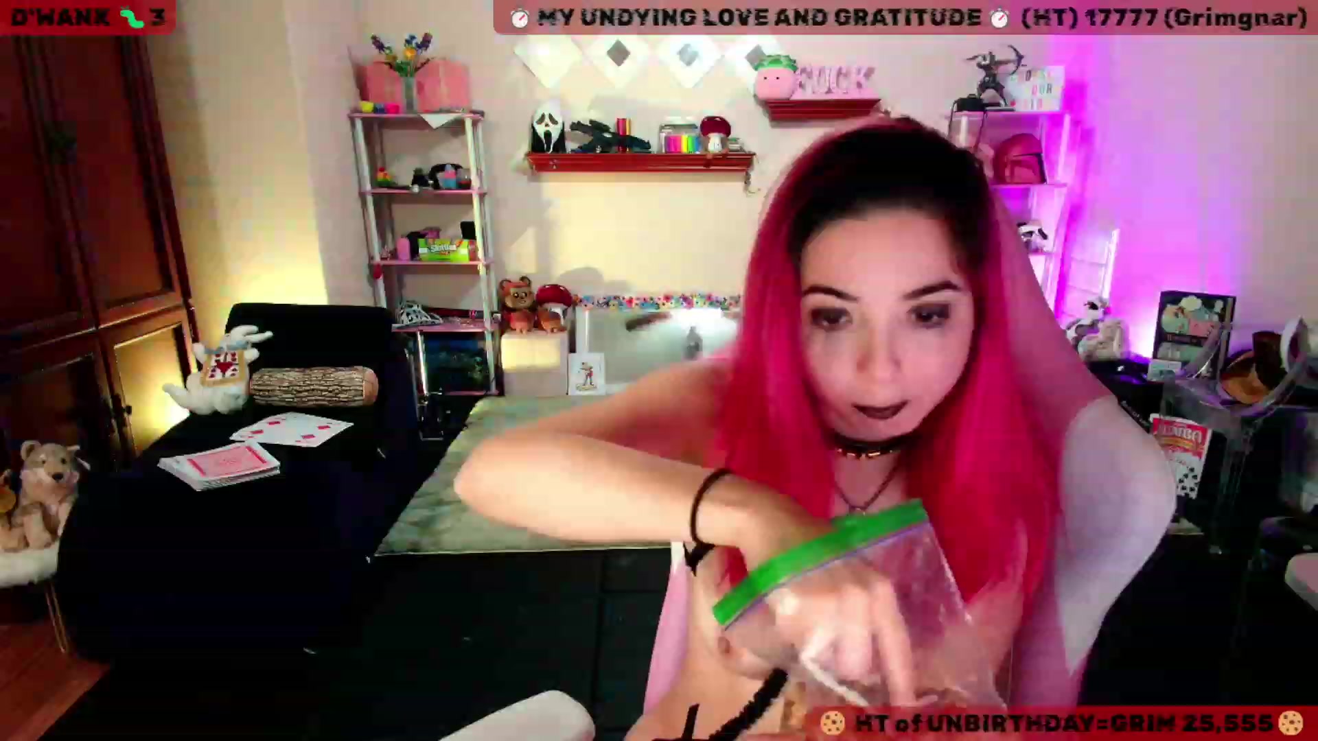 Gallery image thumbnail from JessWhitmore's myfreecams stream on, 11/13/2023, 08:43 image 4 of 20
