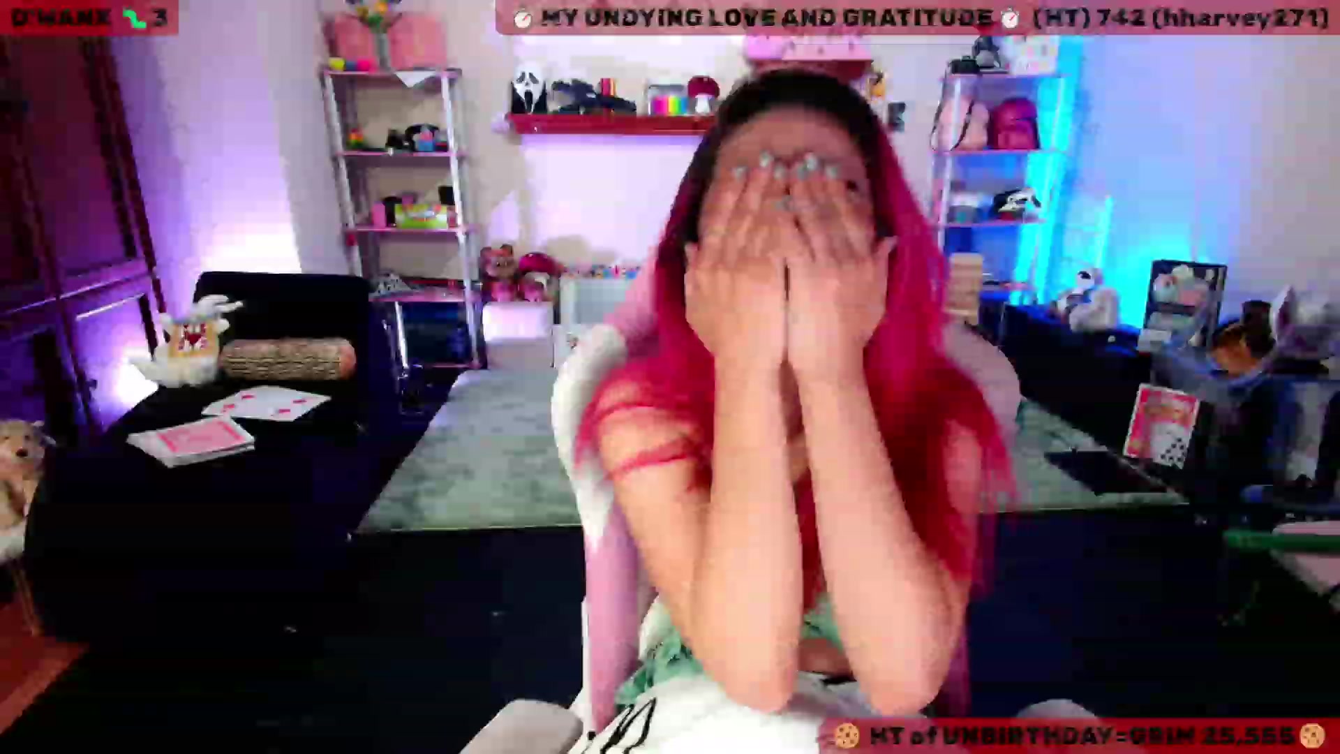 Gallery image thumbnail from JessWhitmore's myfreecams stream on, 11/15/2023, 04:38 image 12 of 20