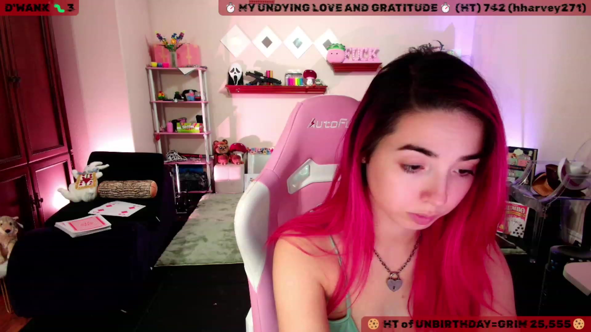 Gallery image thumbnail from JessWhitmore's myfreecams stream on, 11/15/2023, 04:38 image 9 of 20