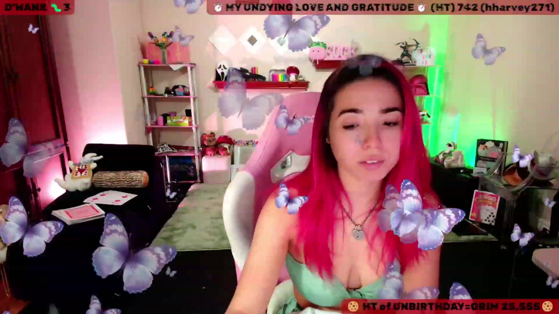 Gallery image thumbnail from JessWhitmore's myfreecams stream on, 11/15/2023, 04:38 image 3 of 20