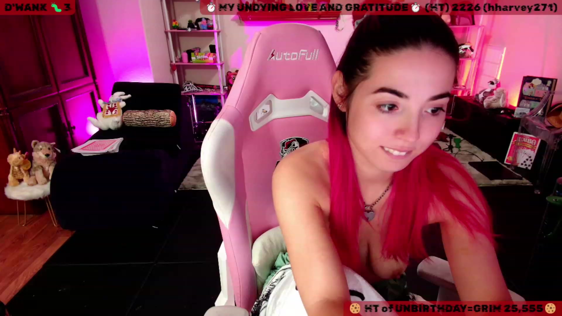 Gallery image thumbnail from JessWhitmore's myfreecams stream on, 11/15/2023, 06:57 image 20 of 20