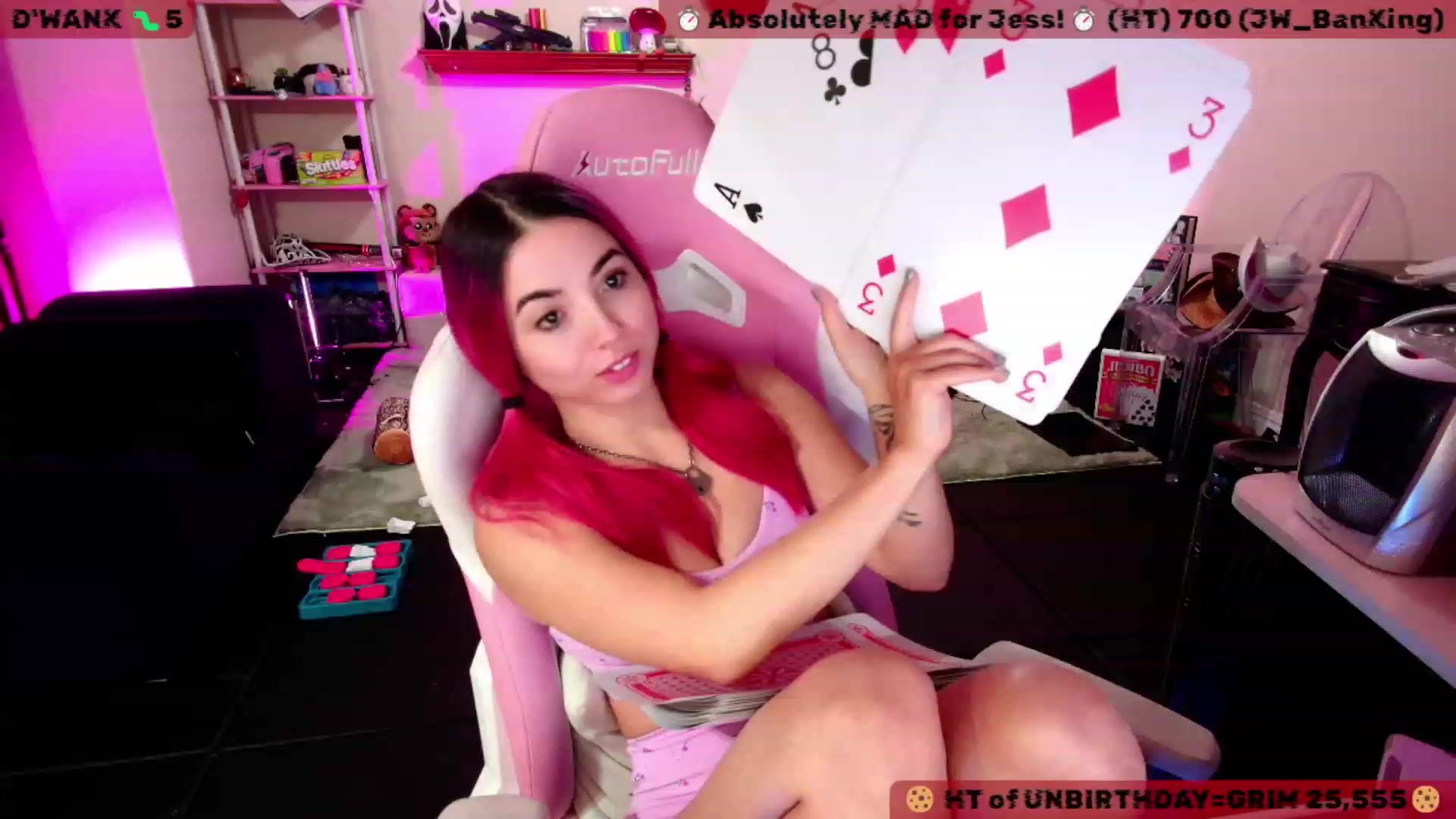 Gallery image thumbnail from JessWhitmore's myfreecams stream on, 11/22/2023, 06:16 image 13 of 20