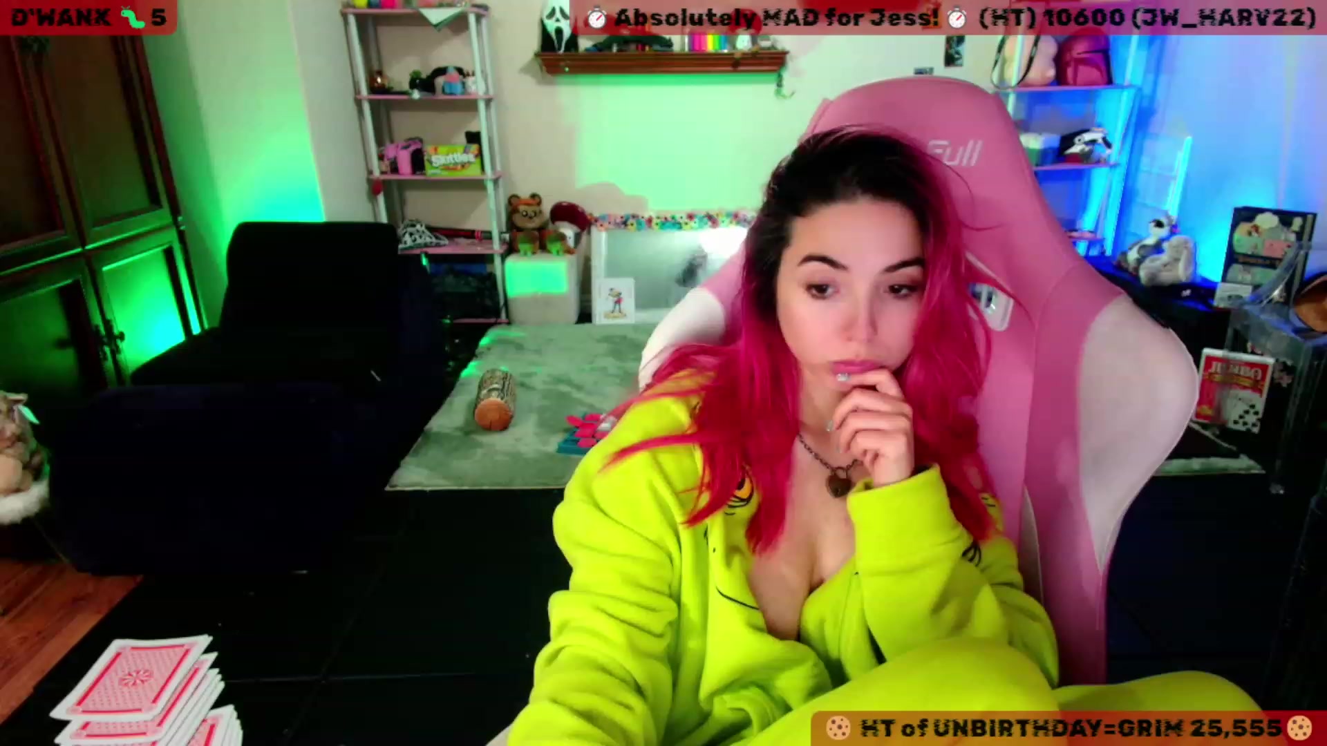 Gallery image thumbnail from JessWhitmore's myfreecams stream on, 11/22/2023, 10:46 image 20 of 20