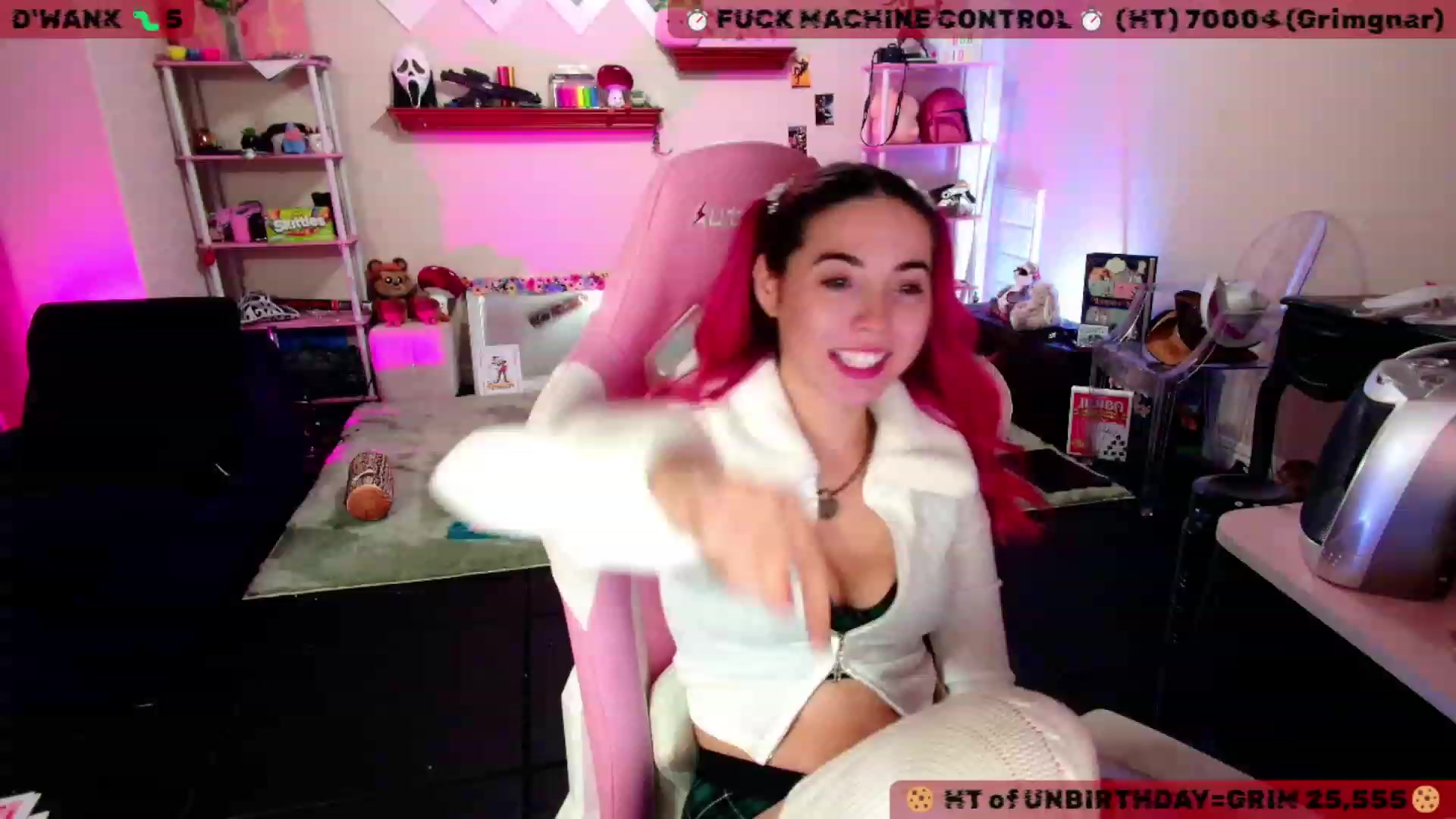 Gallery image thumbnail from JessWhitmore's myfreecams stream on, 11/23/2023, 05:20 image 4 of 20