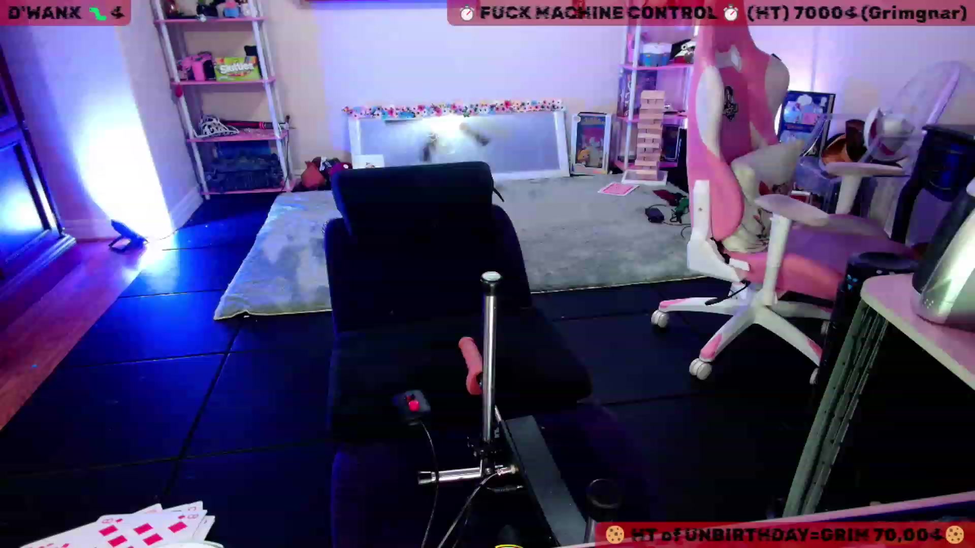 Gallery image thumbnail from JessWhitmore's myfreecams stream on, 11/23/2023, 07:39 image 18 of 20