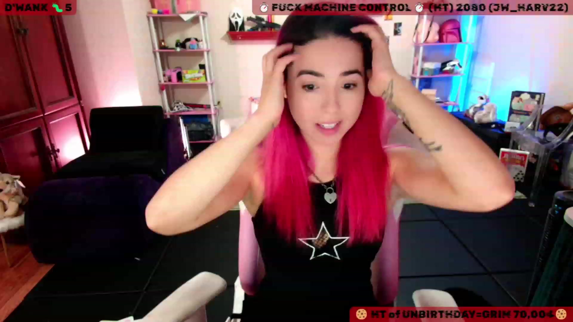 Gallery image thumbnail from JessWhitmore's myfreecams stream on, 11/25/2023, 03:50 image 19 of 20