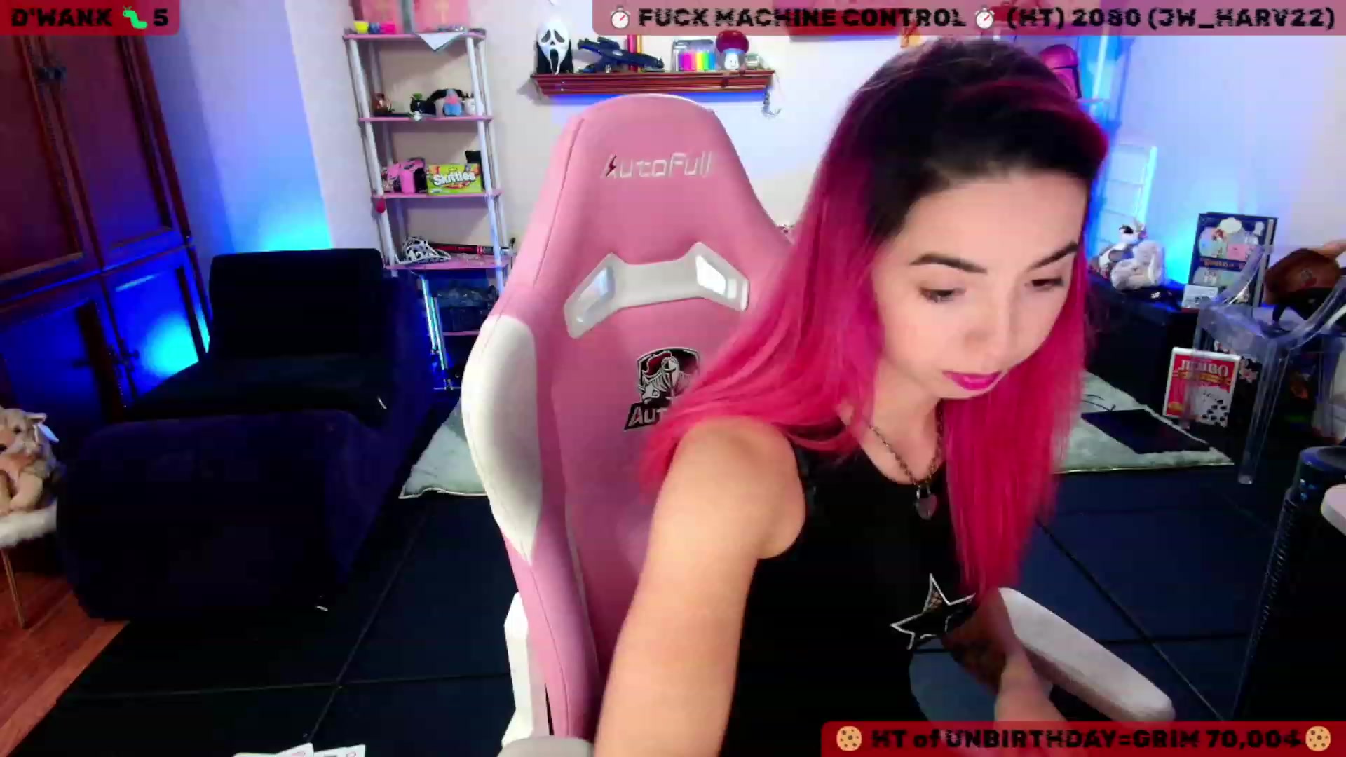 Gallery image thumbnail from JessWhitmore's myfreecams stream on, 11/25/2023, 03:50 image 20 of 20