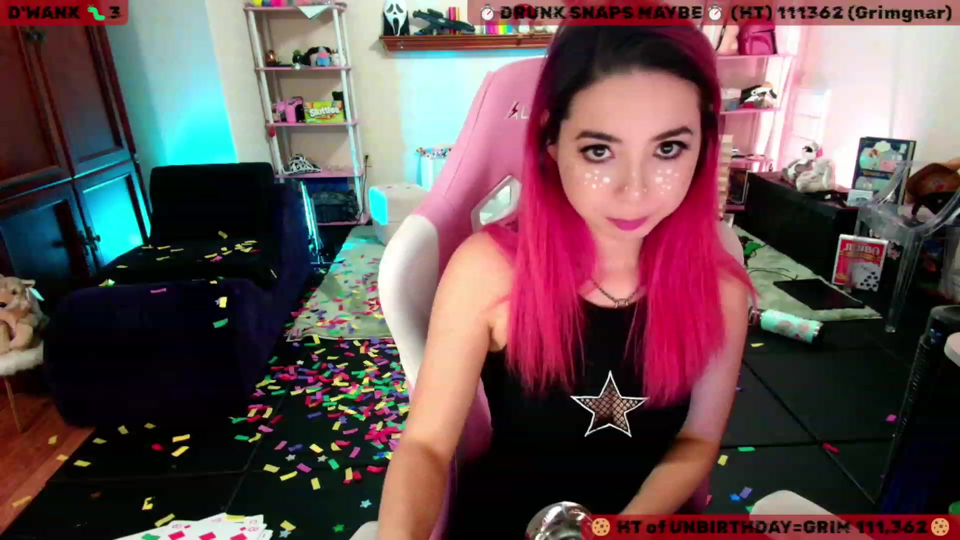 Gallery image thumbnail from JessWhitmore's myfreecams stream on, 11/25/2023, 07:29 image 4 of 20