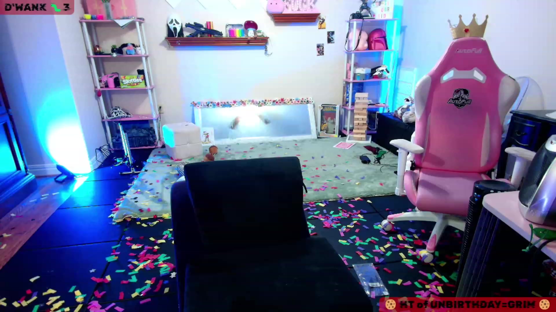 Gallery image thumbnail from JessWhitmore's myfreecams stream on, 11/26/2023, 09:50 image 11 of 20