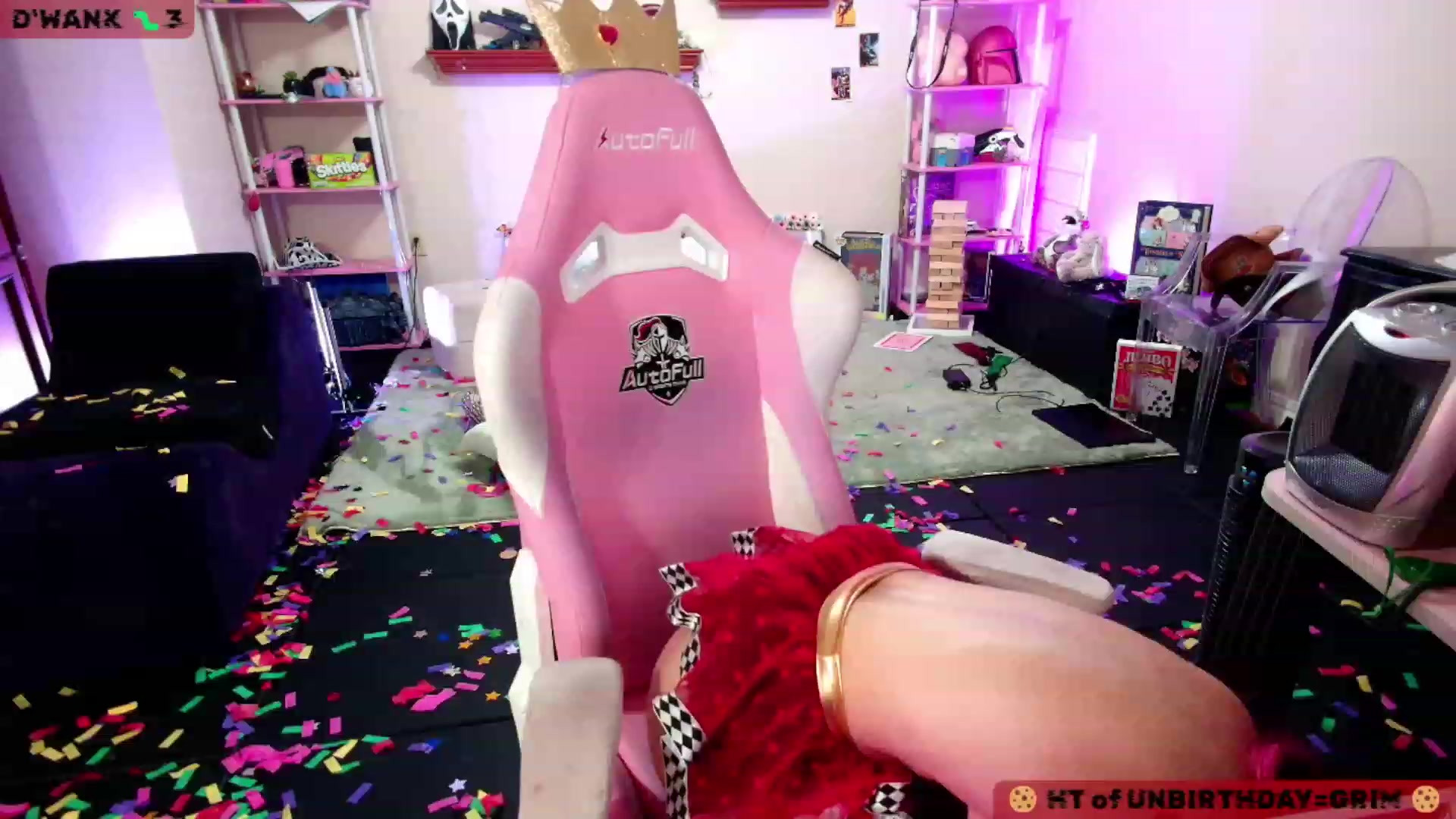 Gallery image thumbnail from JessWhitmore's myfreecams stream on, 11/26/2023, 09:50 image 1 of 20