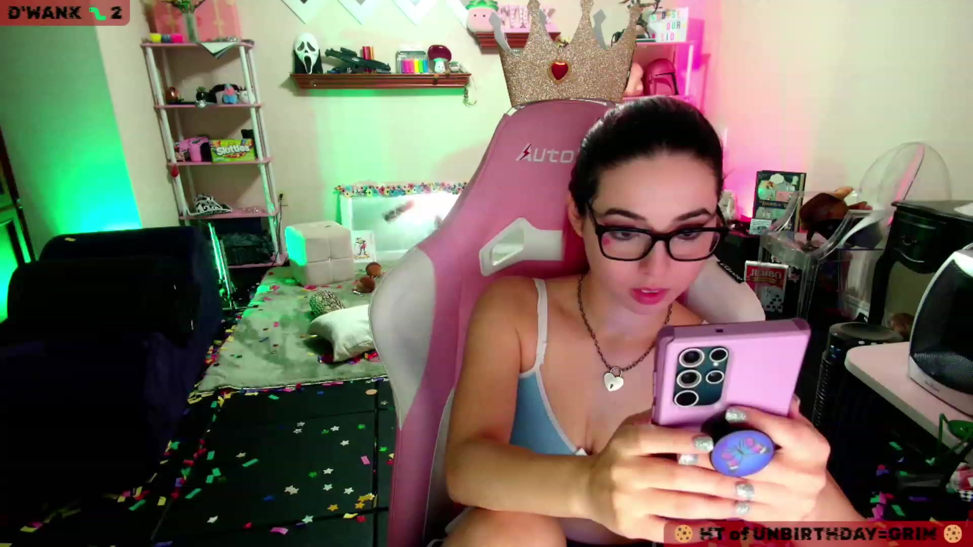 Gallery image thumbnail from JessWhitmore's myfreecams stream on, 11/26/2023, 13:13 image 17 of 20