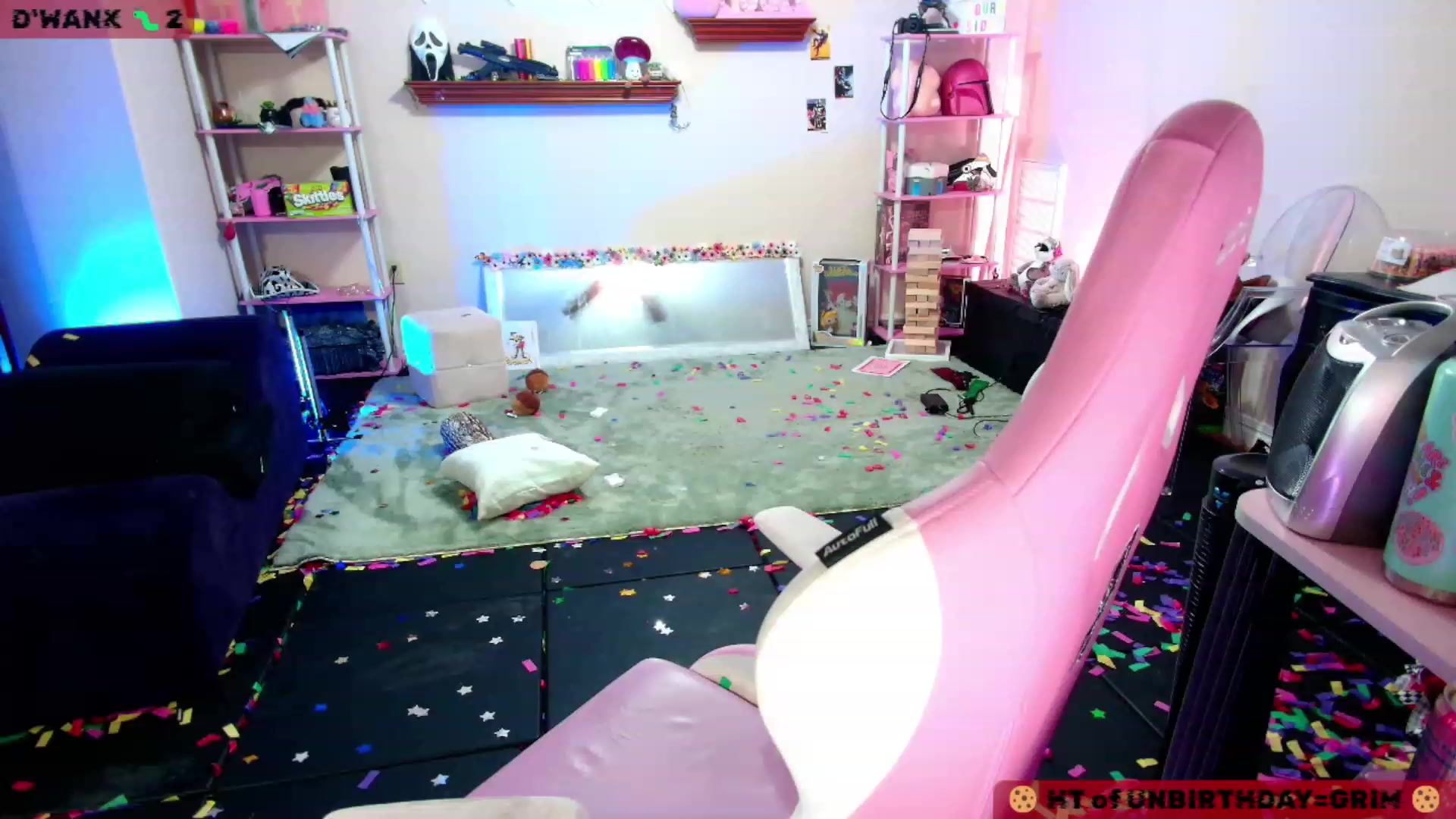 Gallery image thumbnail from JessWhitmore's myfreecams stream on, 11/29/2023, 04:43 image 1 of 20