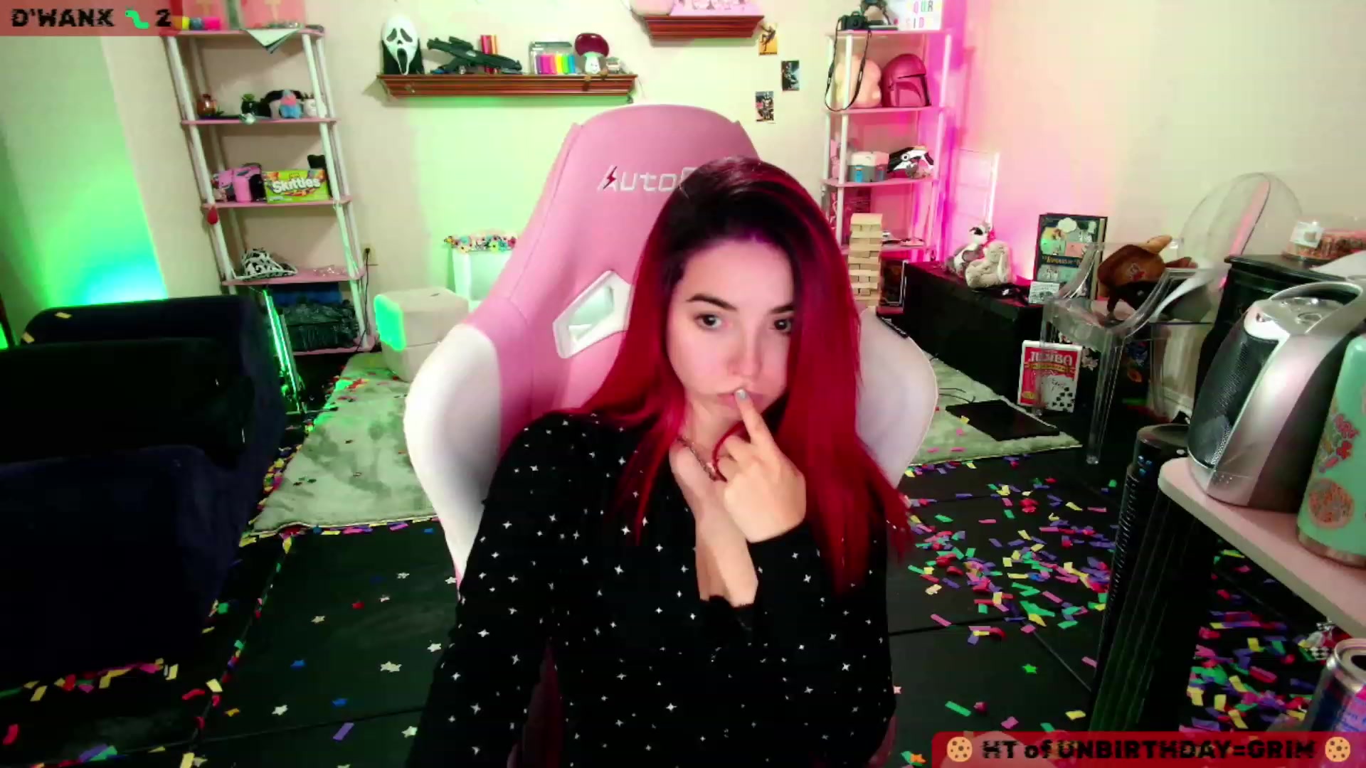 Gallery image thumbnail from JessWhitmore's myfreecams stream on, 11/29/2023, 04:43 image 13 of 20