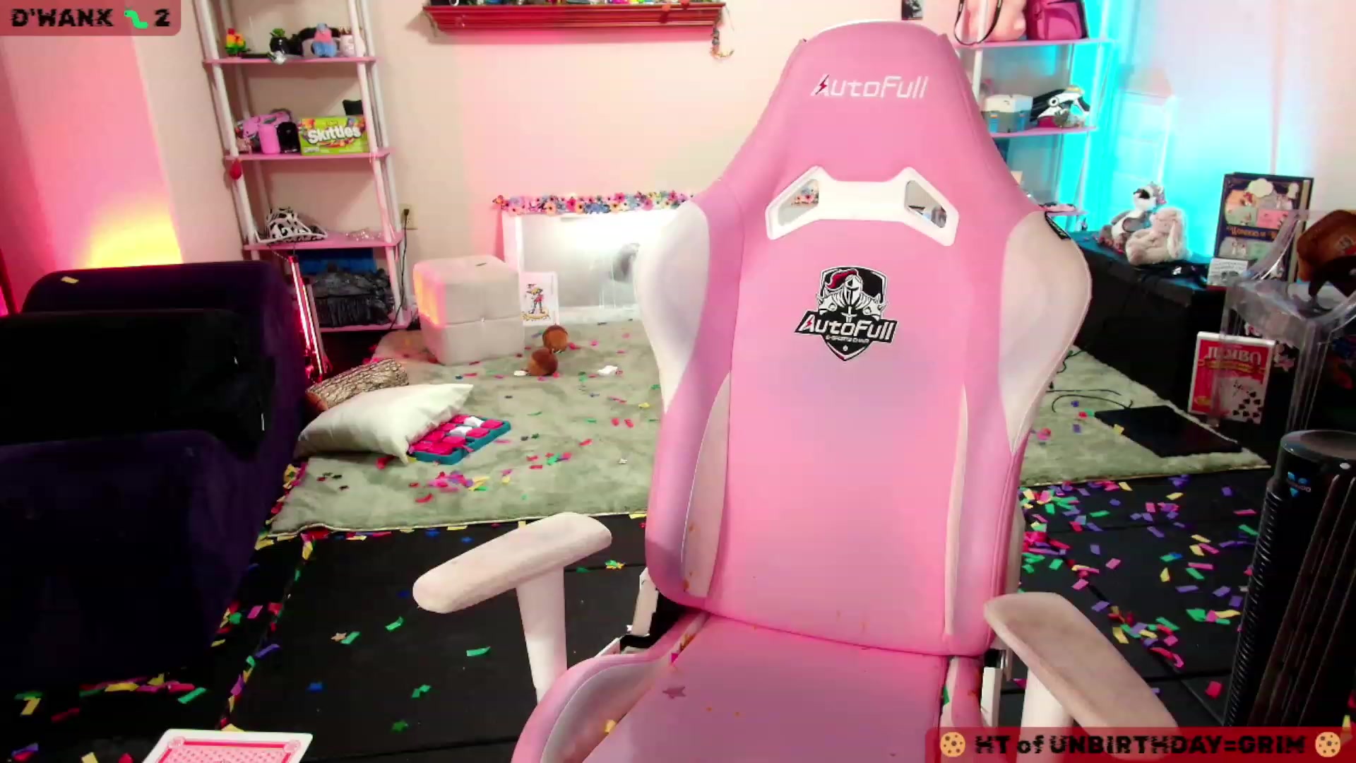 Gallery image thumbnail from JessWhitmore's myfreecams stream on, 12/01/2023, 08:46 image 4 of 20
