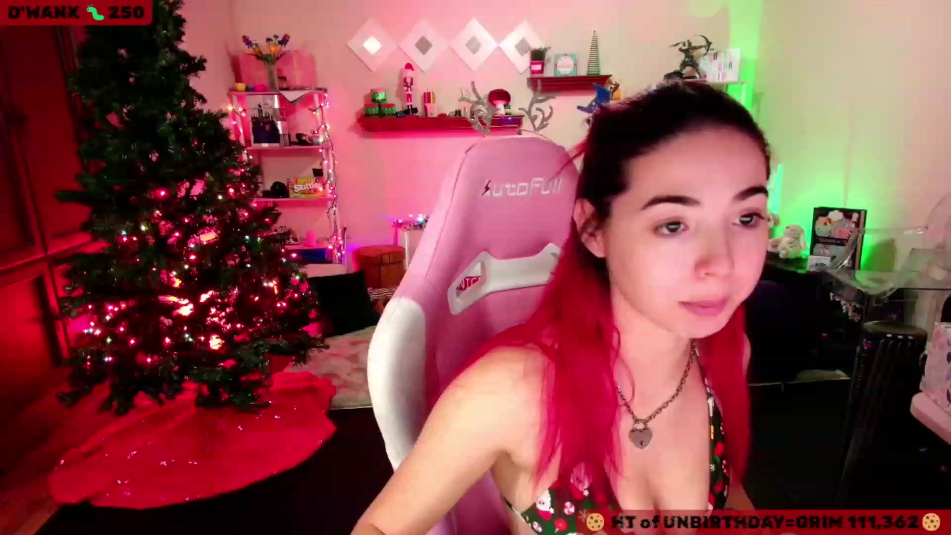 Gallery image thumbnail from JessWhitmore's myfreecams stream on, 12/05/2023, 06:08 image 6 of 20