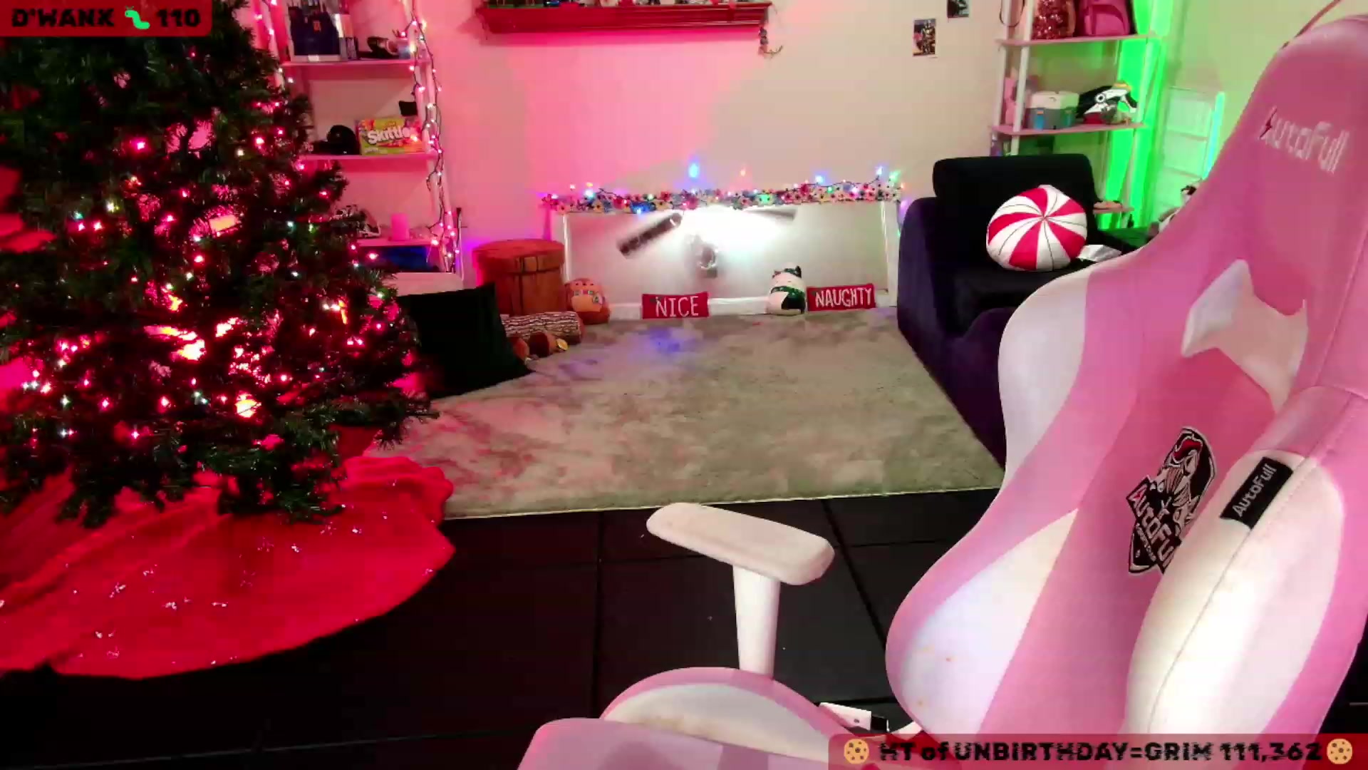 Gallery image thumbnail from JessWhitmore's myfreecams stream on, 12/05/2023, 09:03 image 2 of 20