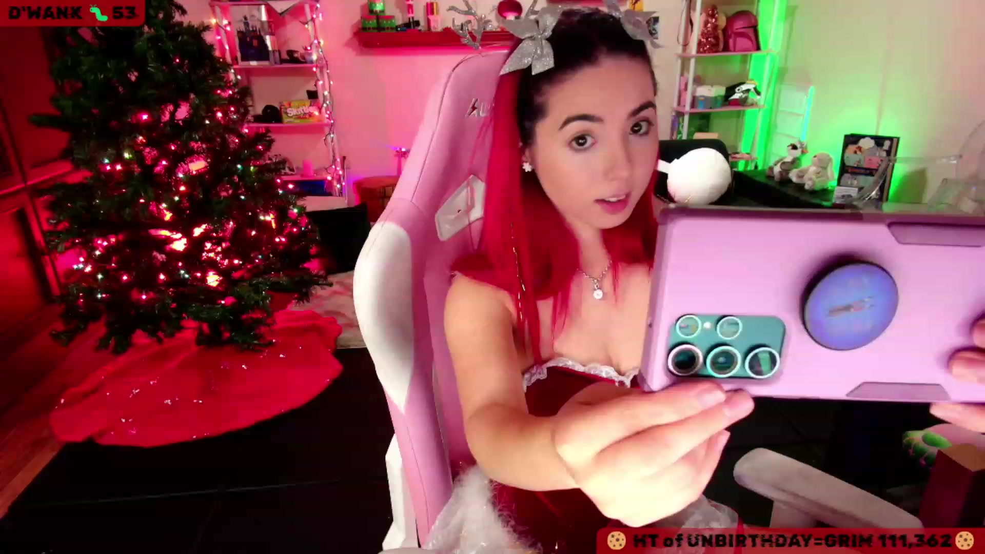 Gallery image thumbnail from JessWhitmore's myfreecams stream on, 12/06/2023, 05:35 image 6 of 20