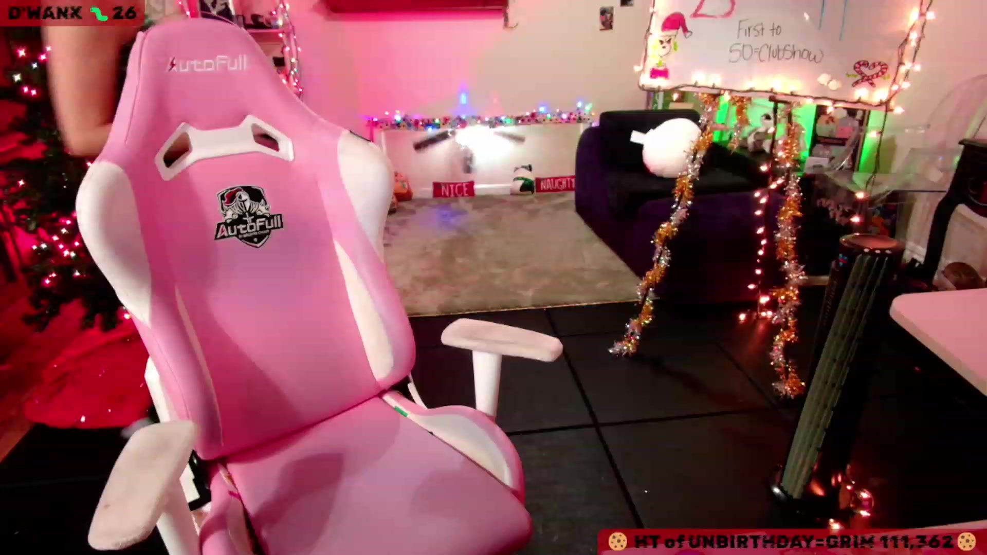 Gallery image thumbnail from JessWhitmore's myfreecams stream on, 12/07/2023, 10:18 image 19 of 20