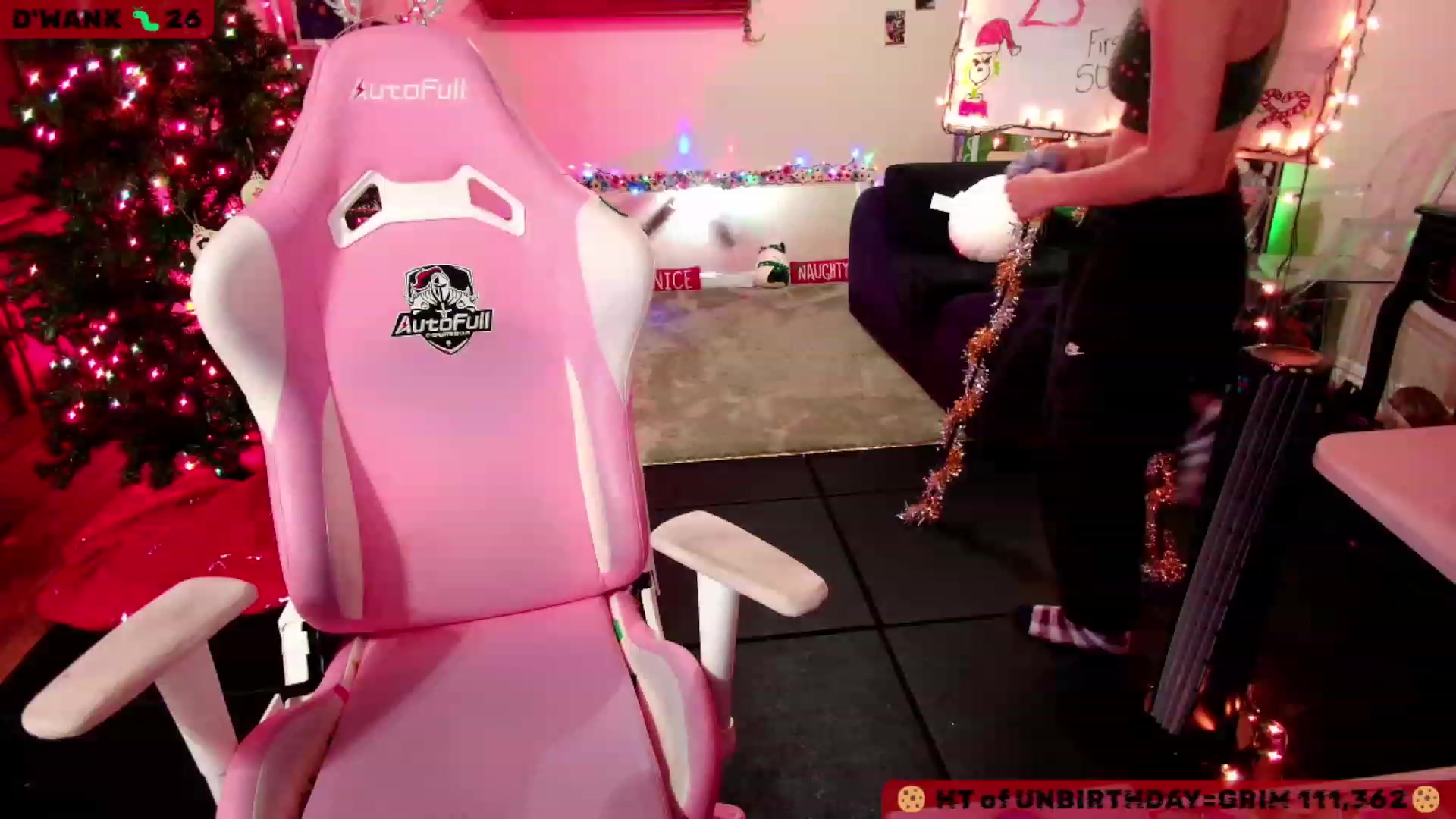 Gallery image thumbnail from JessWhitmore's myfreecams stream on, 12/07/2023, 10:18 image 20 of 20