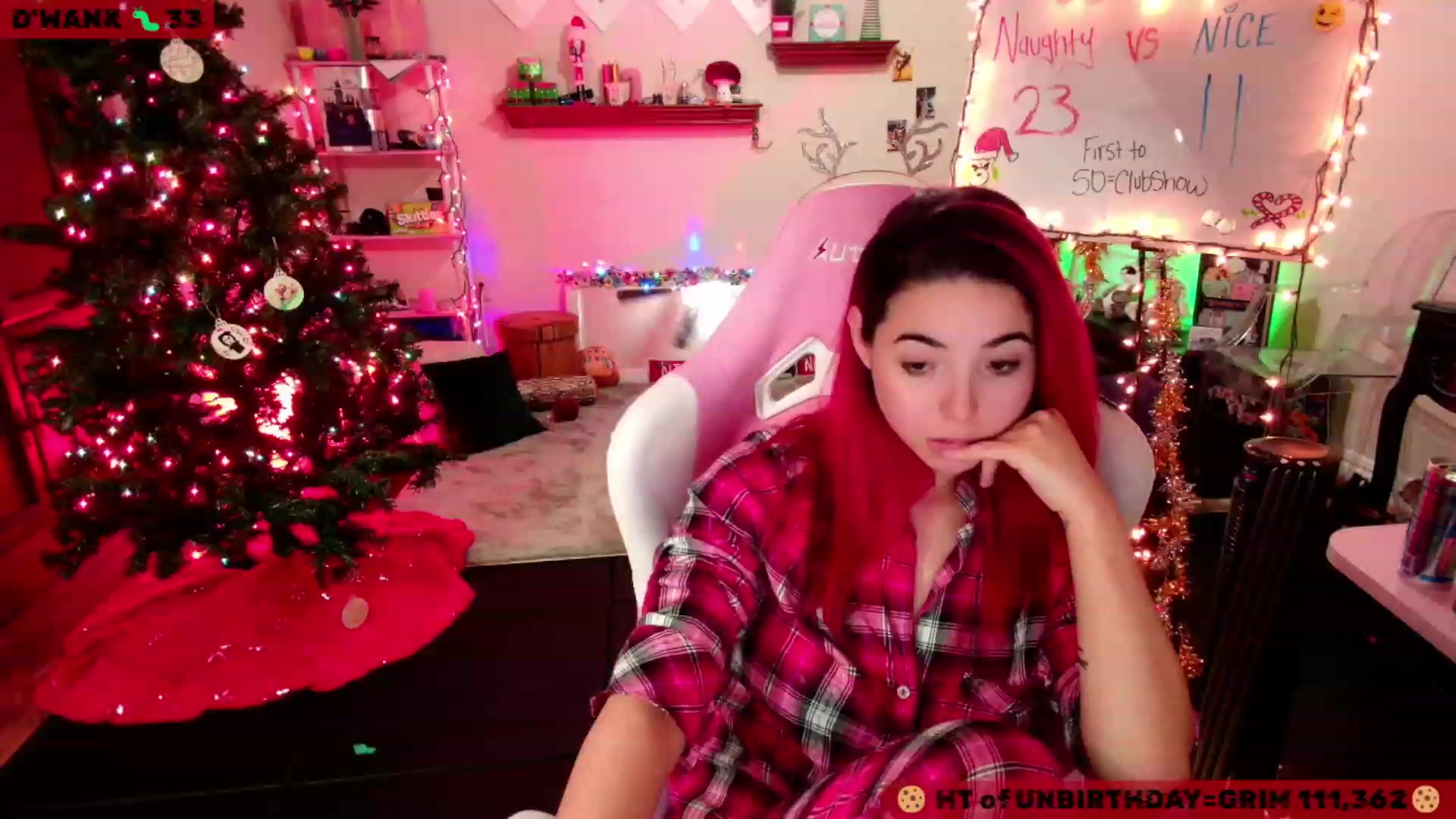 Gallery image thumbnail from JessWhitmore's myfreecams stream on, 12/08/2023, 06:04 image 11 of 20