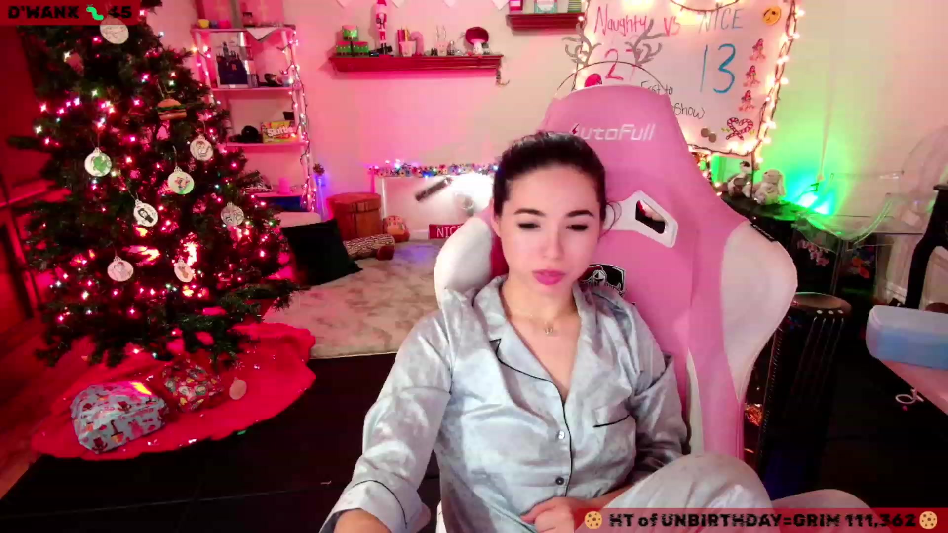 Gallery image thumbnail from JessWhitmore's myfreecams stream on, 12/15/2023, 06:54 image 20 of 20