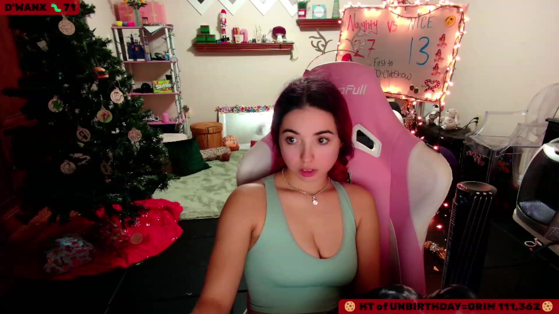 Gallery image thumbnail from JessWhitmore's myfreecams stream on, 12/19/2023, 06:09 image 20 of 20
