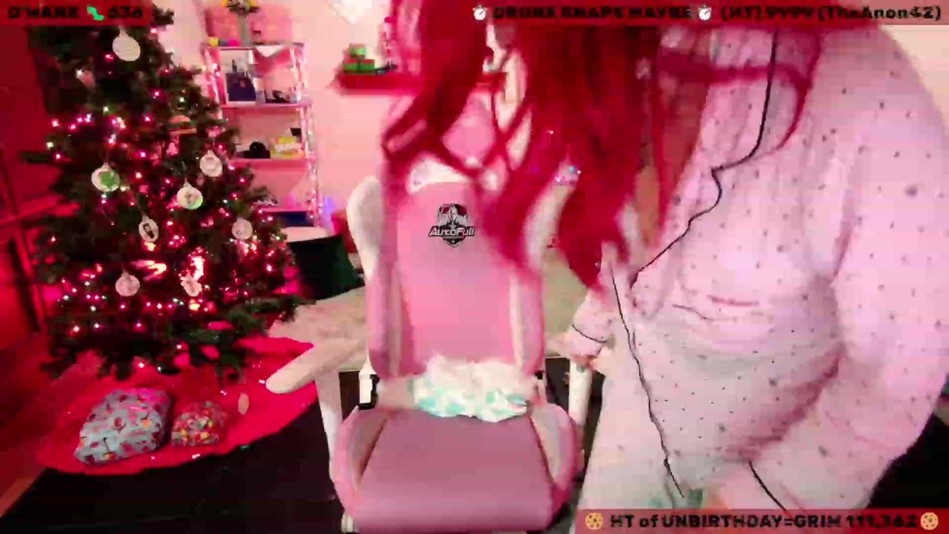 Gallery image thumbnail from JessWhitmore's myfreecams stream on, 01/06/2024, 06:53 image 5 of 20