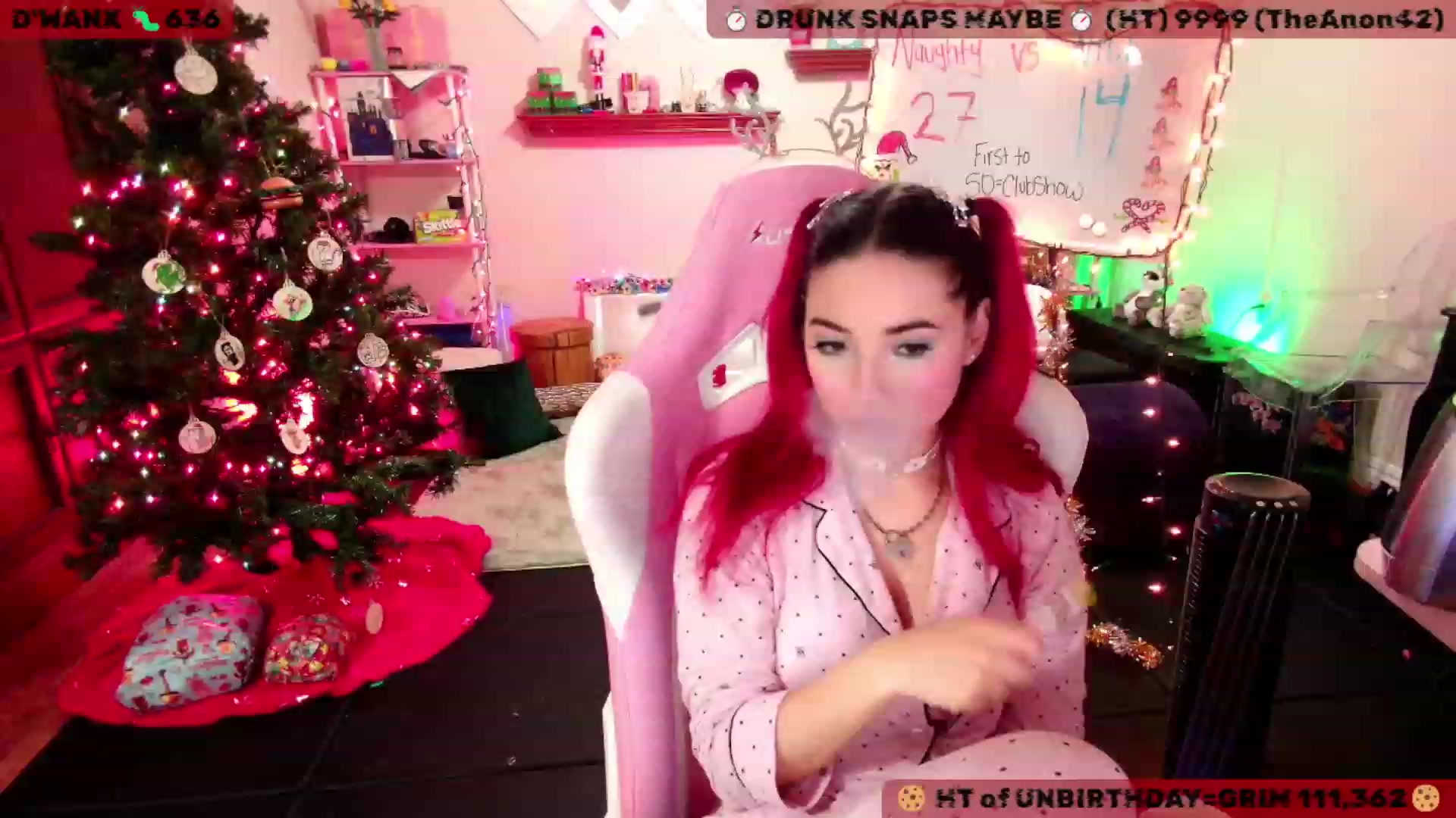 Gallery image thumbnail from JessWhitmore's myfreecams stream on, 01/06/2024, 06:53 image 12 of 20
