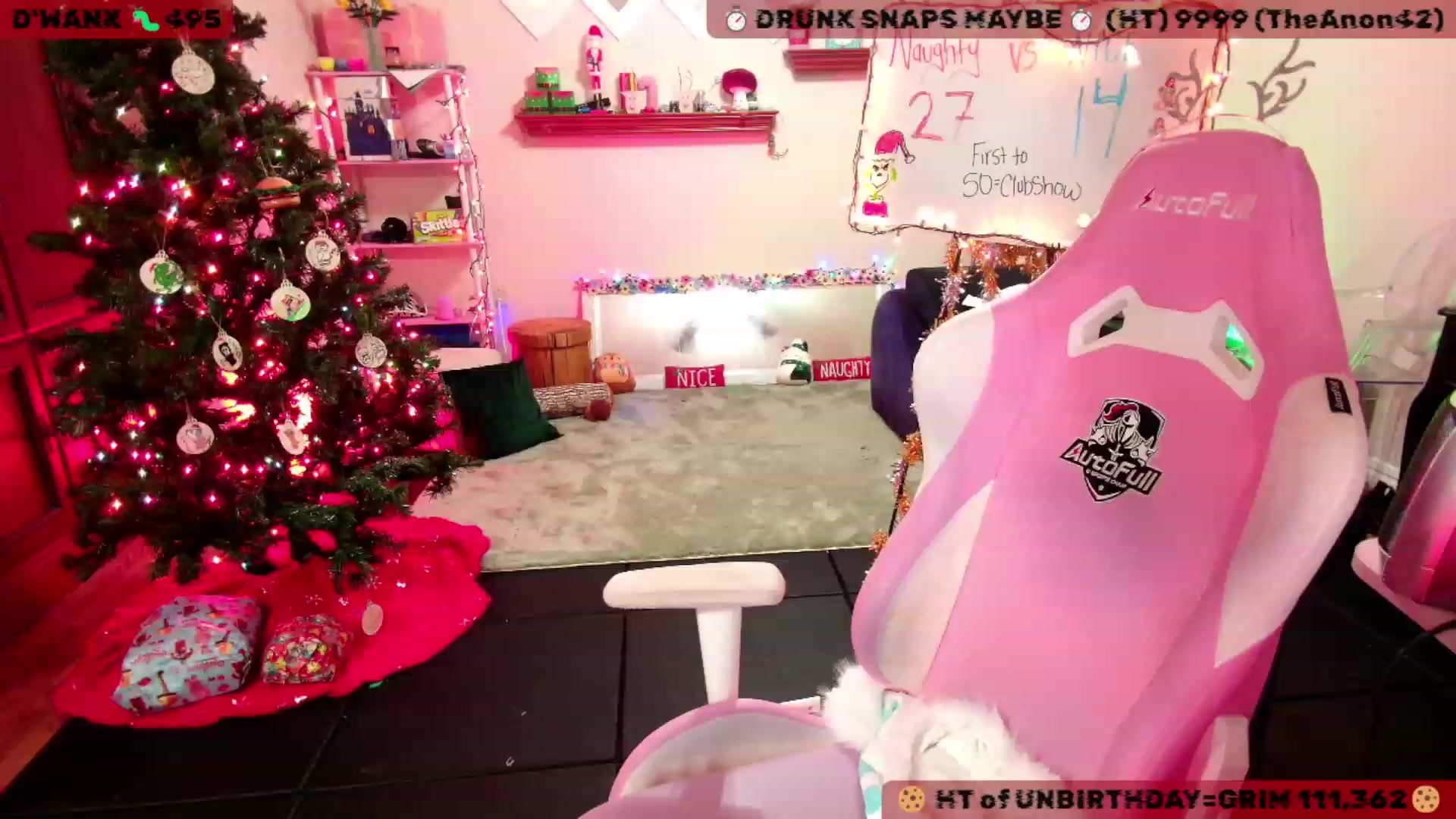 Gallery image thumbnail from JessWhitmore's myfreecams stream on, 01/06/2024, 07:20 image 14 of 20